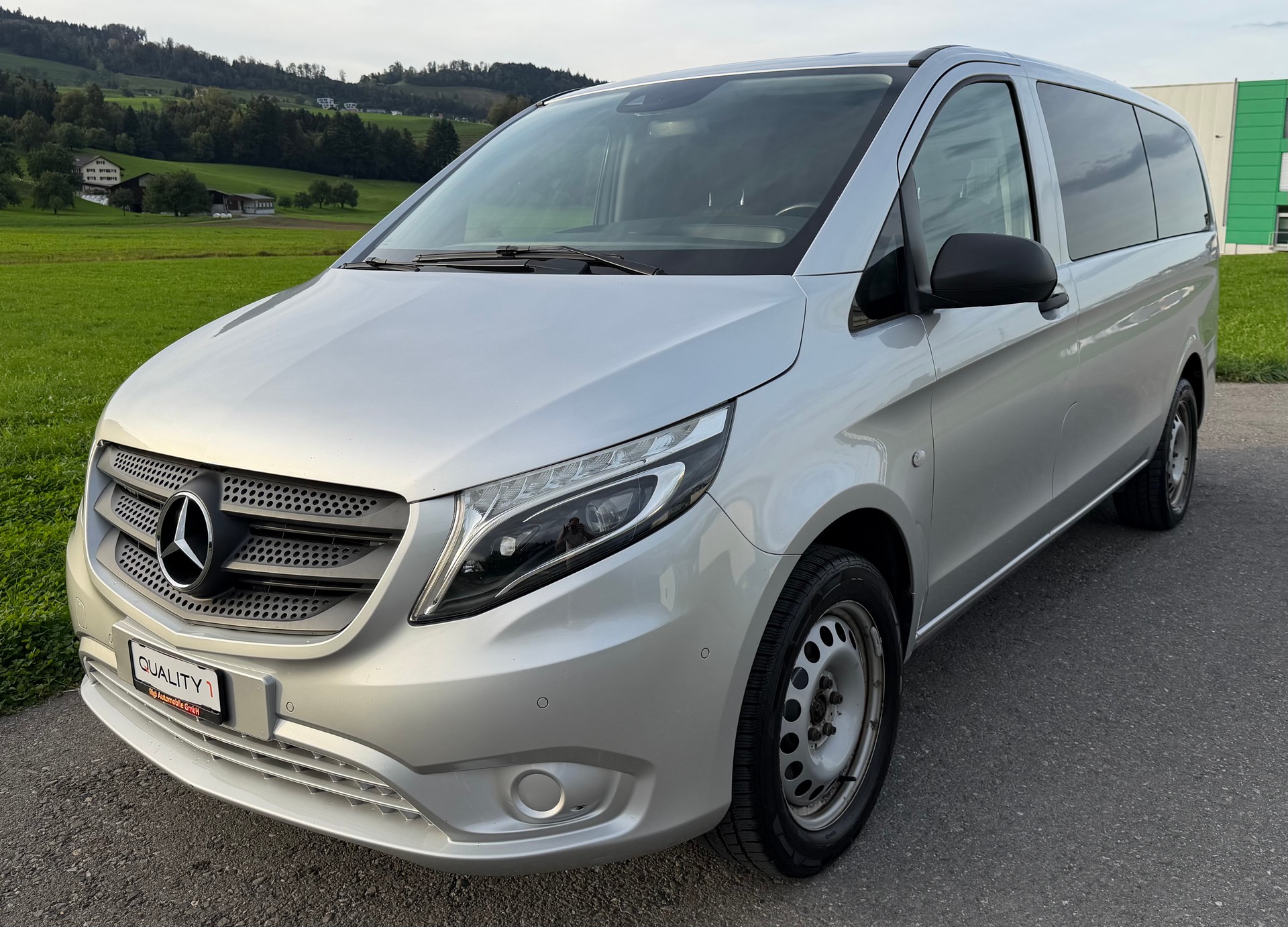 MERCEDES-BENZ Vito 116 CDI Lang Select Tourer 4Matic 9G-Tronic-image-0