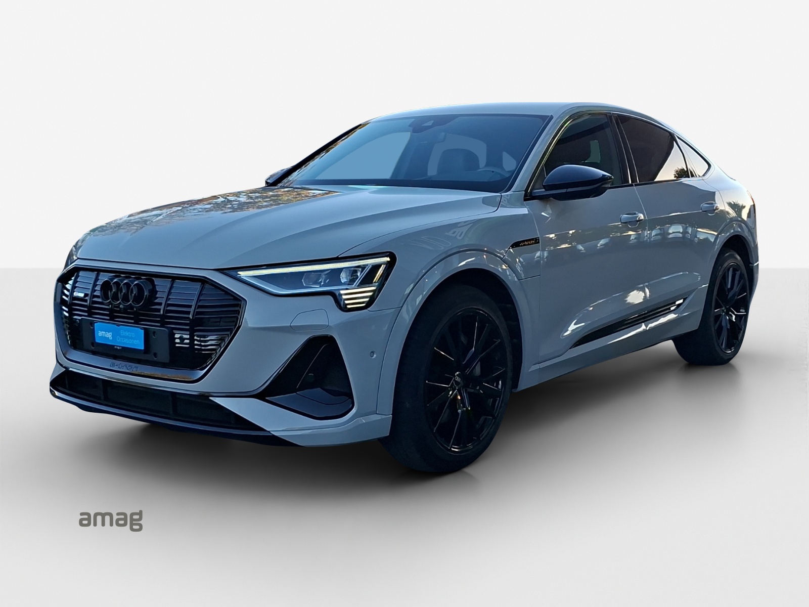 AUDI e-tron 55 Sportback S Line Black Edition quattro-image-0