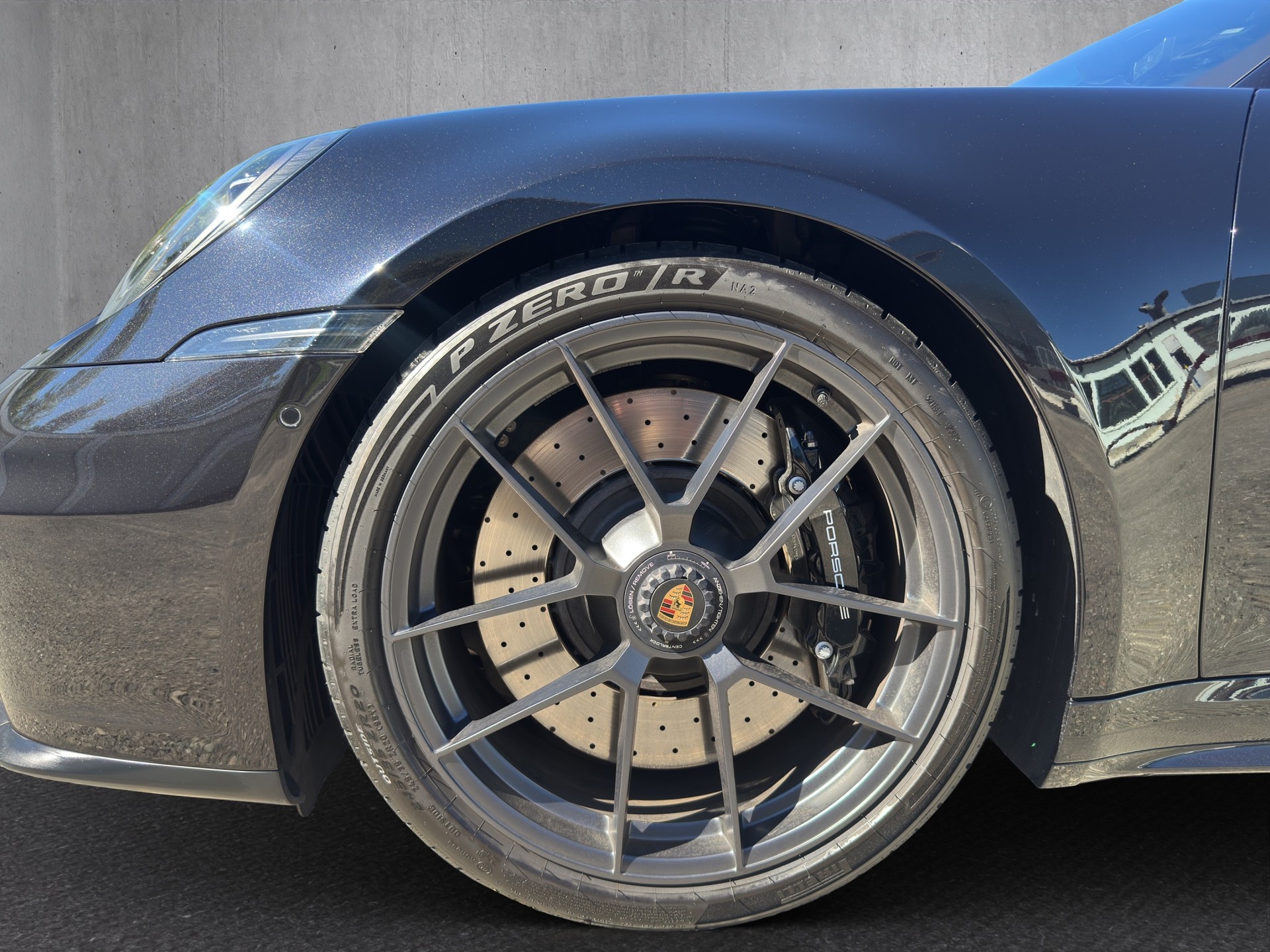 PORSCHE 911 Carrera 4 Cabriolet GTS PDK-image-23