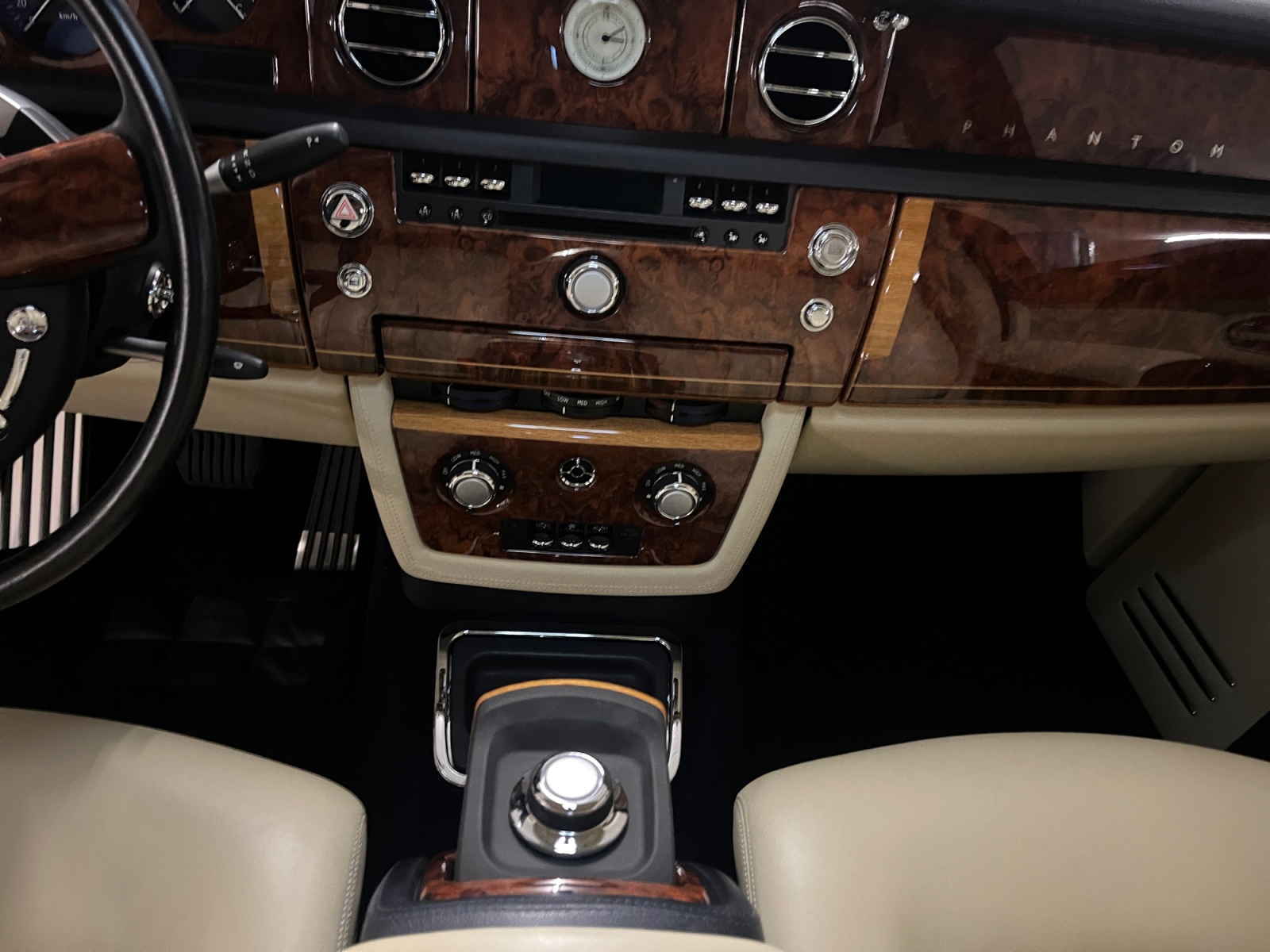 ROLLS-ROYCE Phantom 6.7 V12-image-9