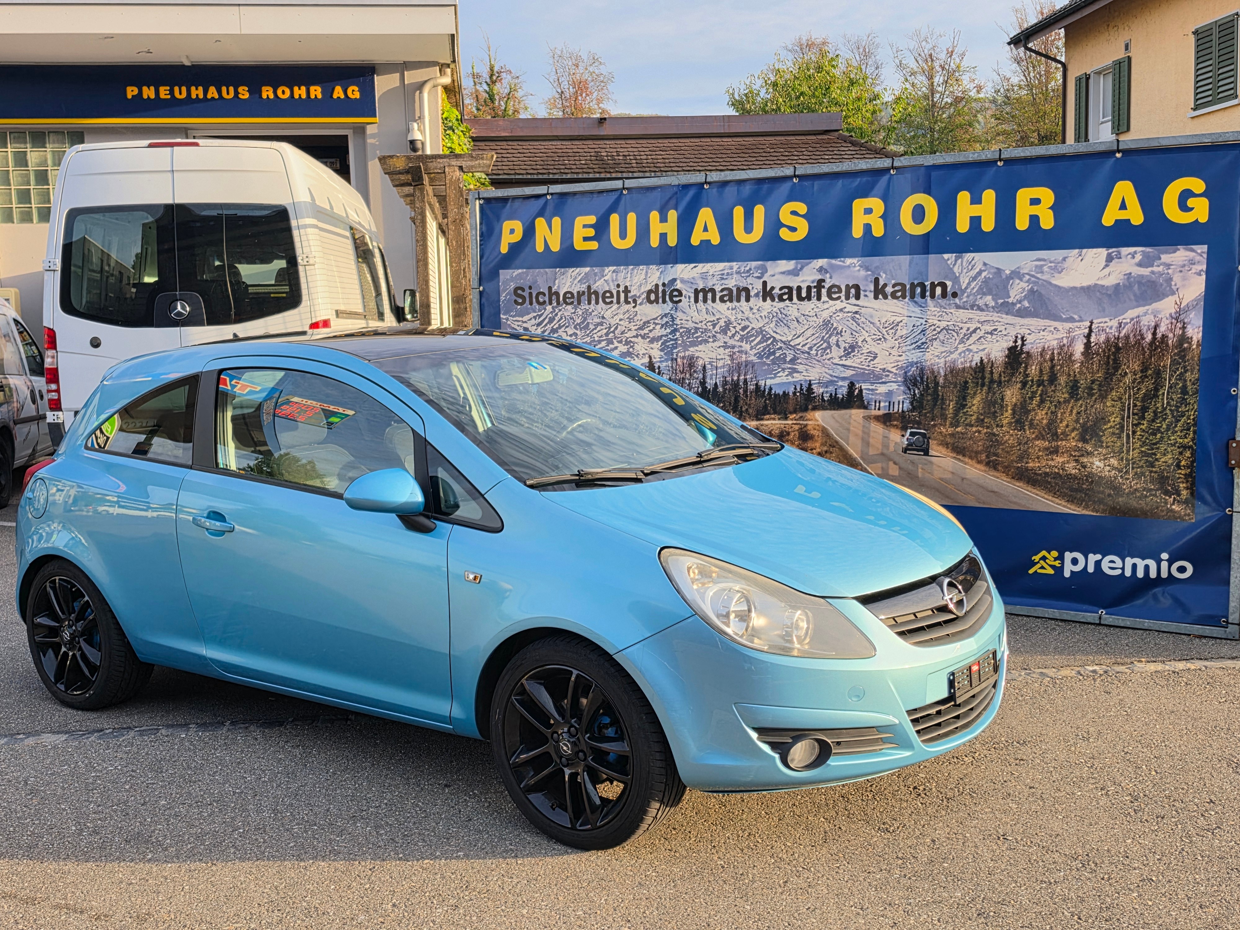 Car photo