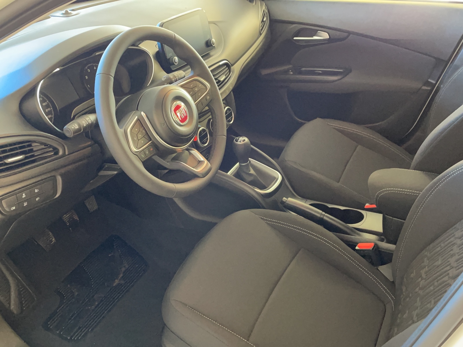 FIAT TIPO 1.0 T3 Cult Edition-image-9
