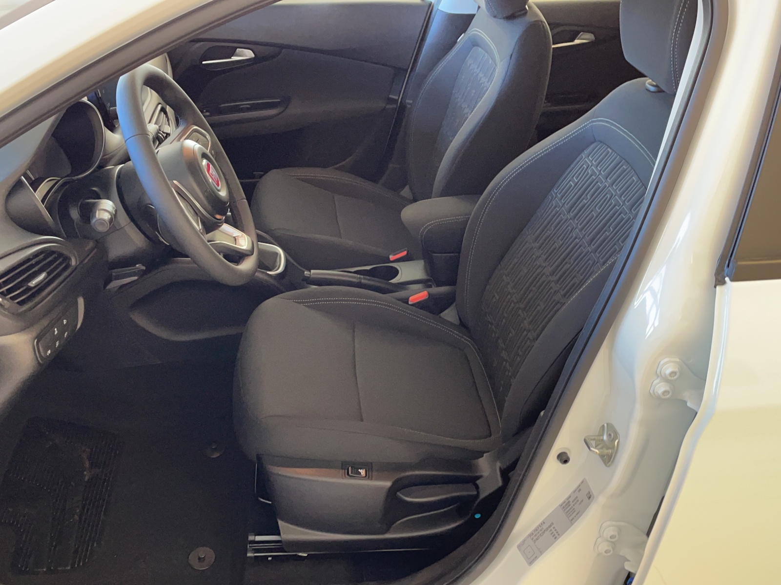 FIAT TIPO 1.0 T3 Cult Edition-image-8