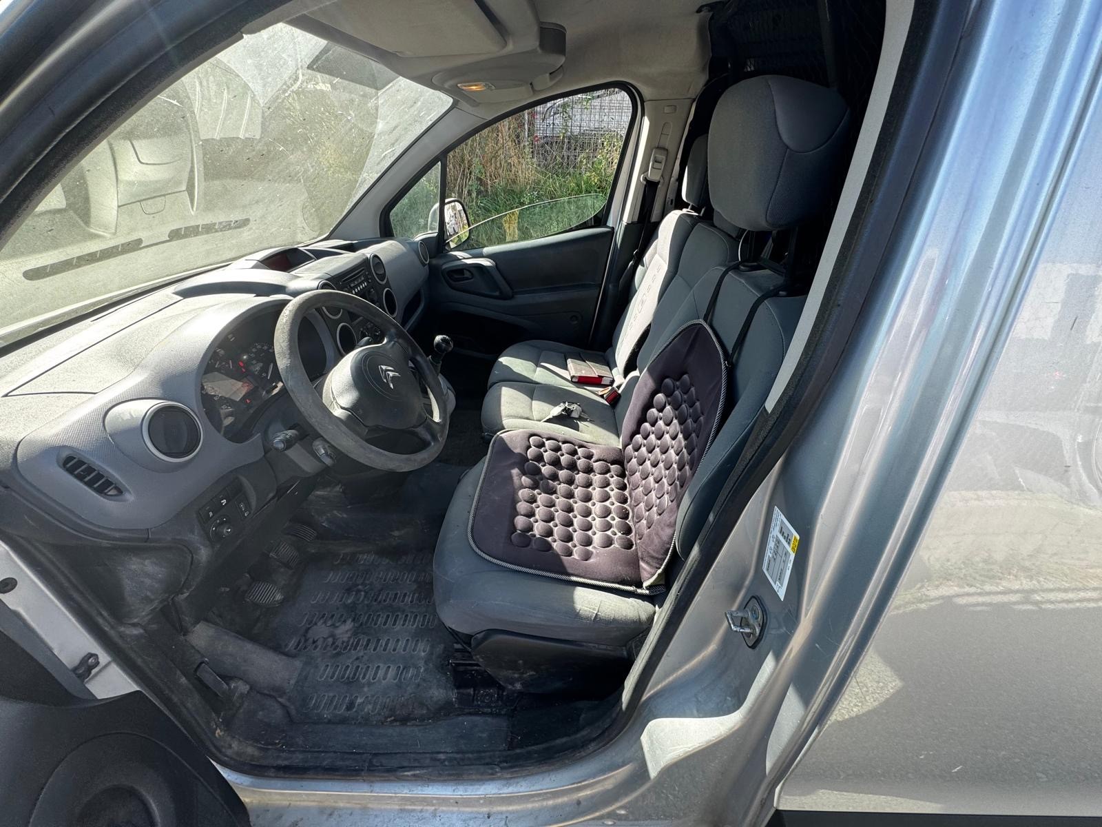 CITROEN Berlingo 1.6 HDi 90 Attraction-image-4