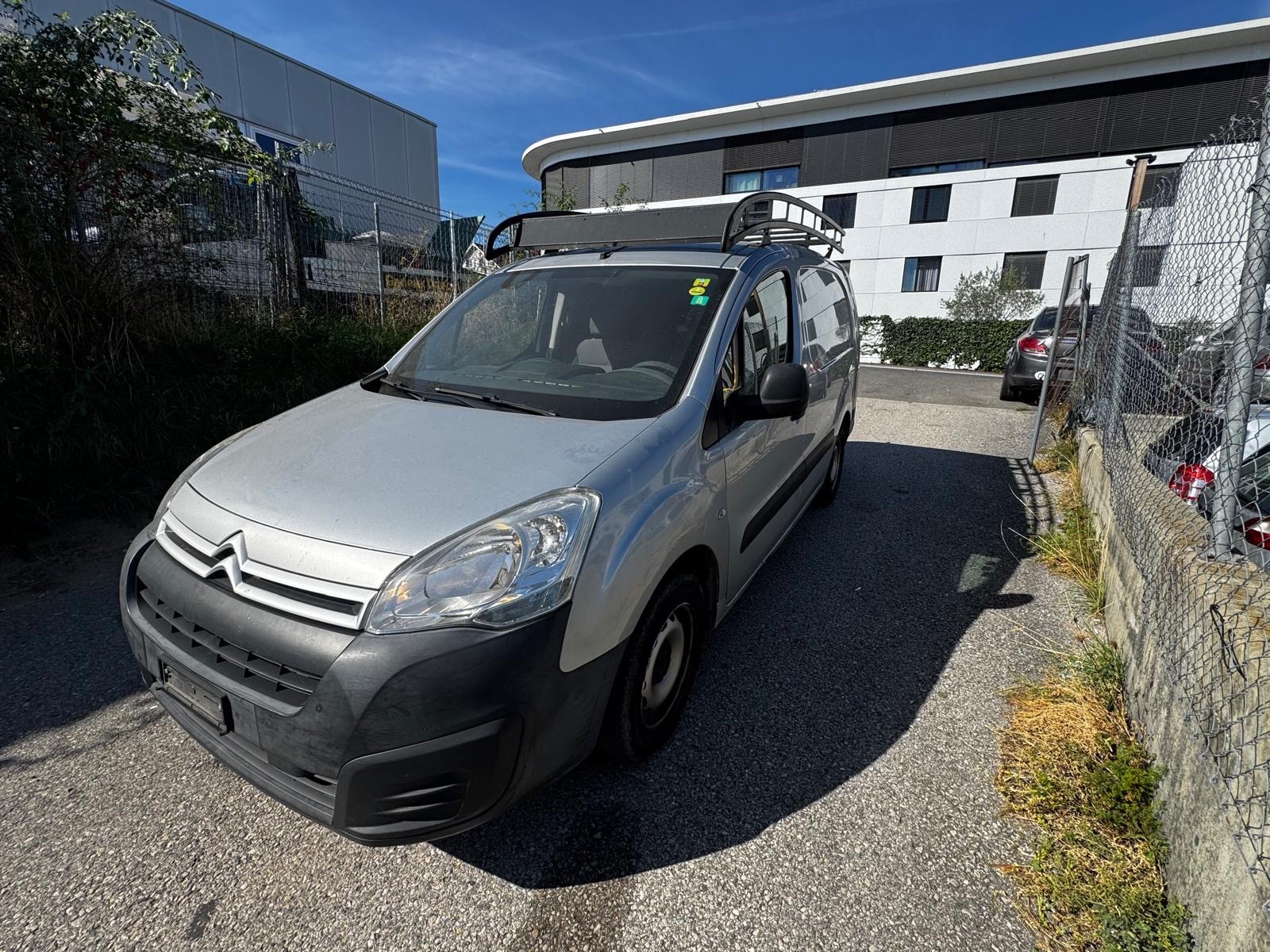 CITROEN Berlingo 1.6 HDi 90 Attraction-image-1