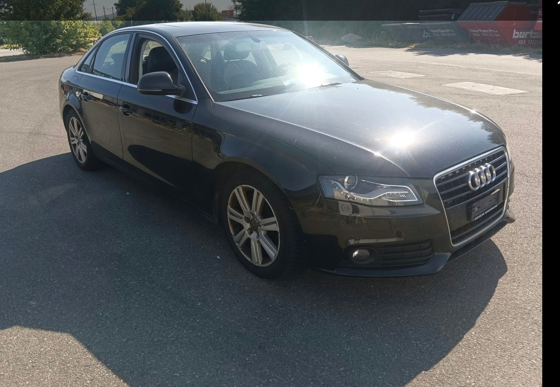 AUDI A4 Limousine 3.2 FSI quattro tiptronic-image-1