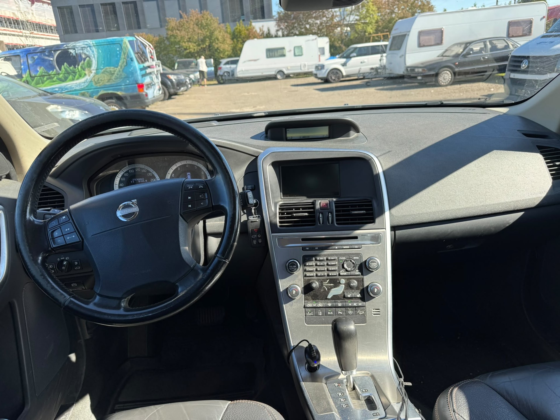 VOLVO XC60 T6 AWD Momentum Geartronic-image-11