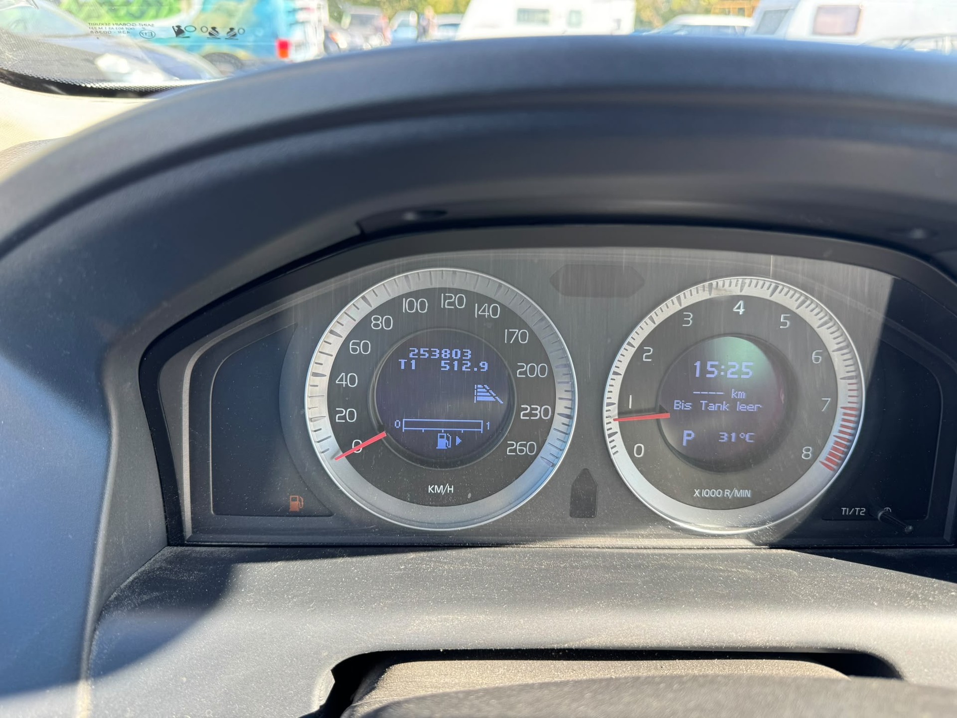 VOLVO XC60 T6 AWD Momentum Geartronic-image-6