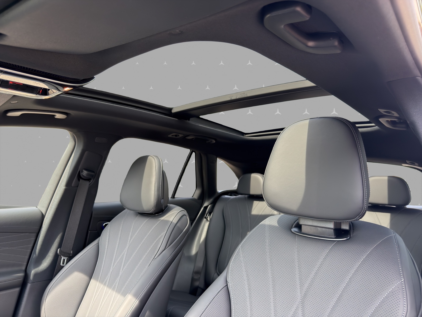 MERCEDES-BENZ GLC 450d 4Matic 9G-Tronic-image-8