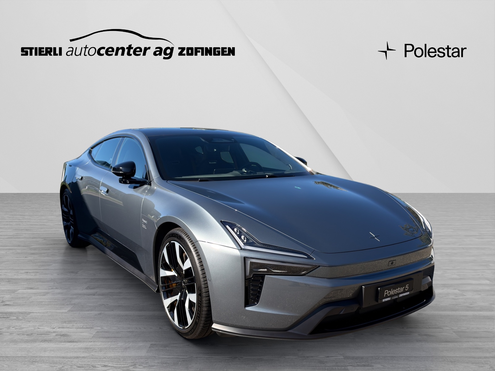 POLESTAR 5 Performance Launch Edition-showroom-element-2