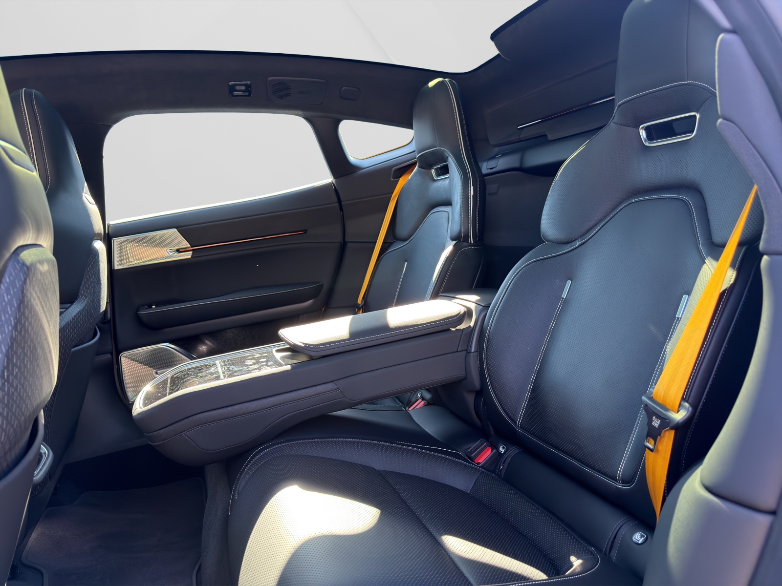 POLESTAR 5 Performance Launch Edition-image-13