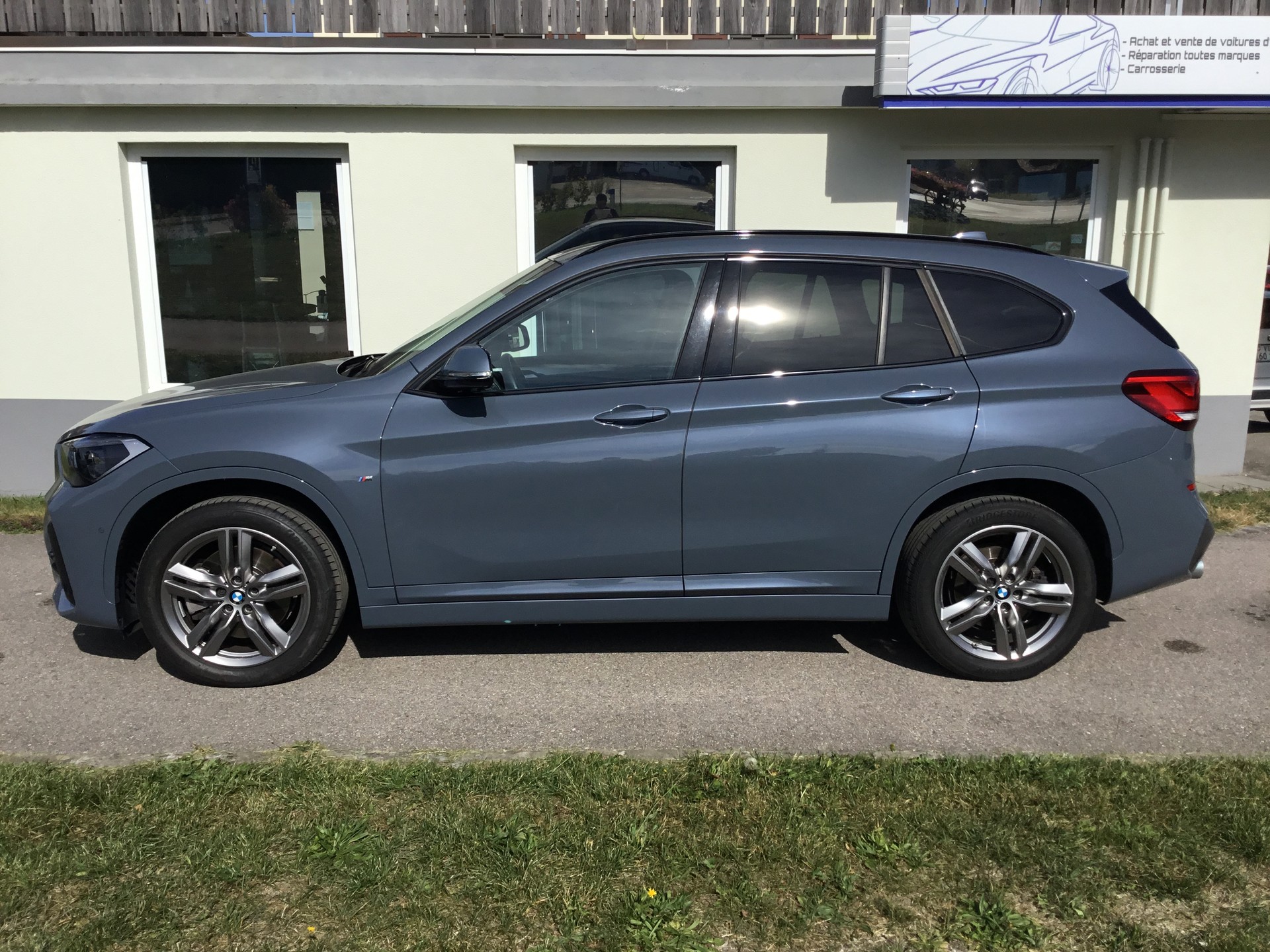 BMW X1 xDrive 20i M Sport Steptronic-image-3
