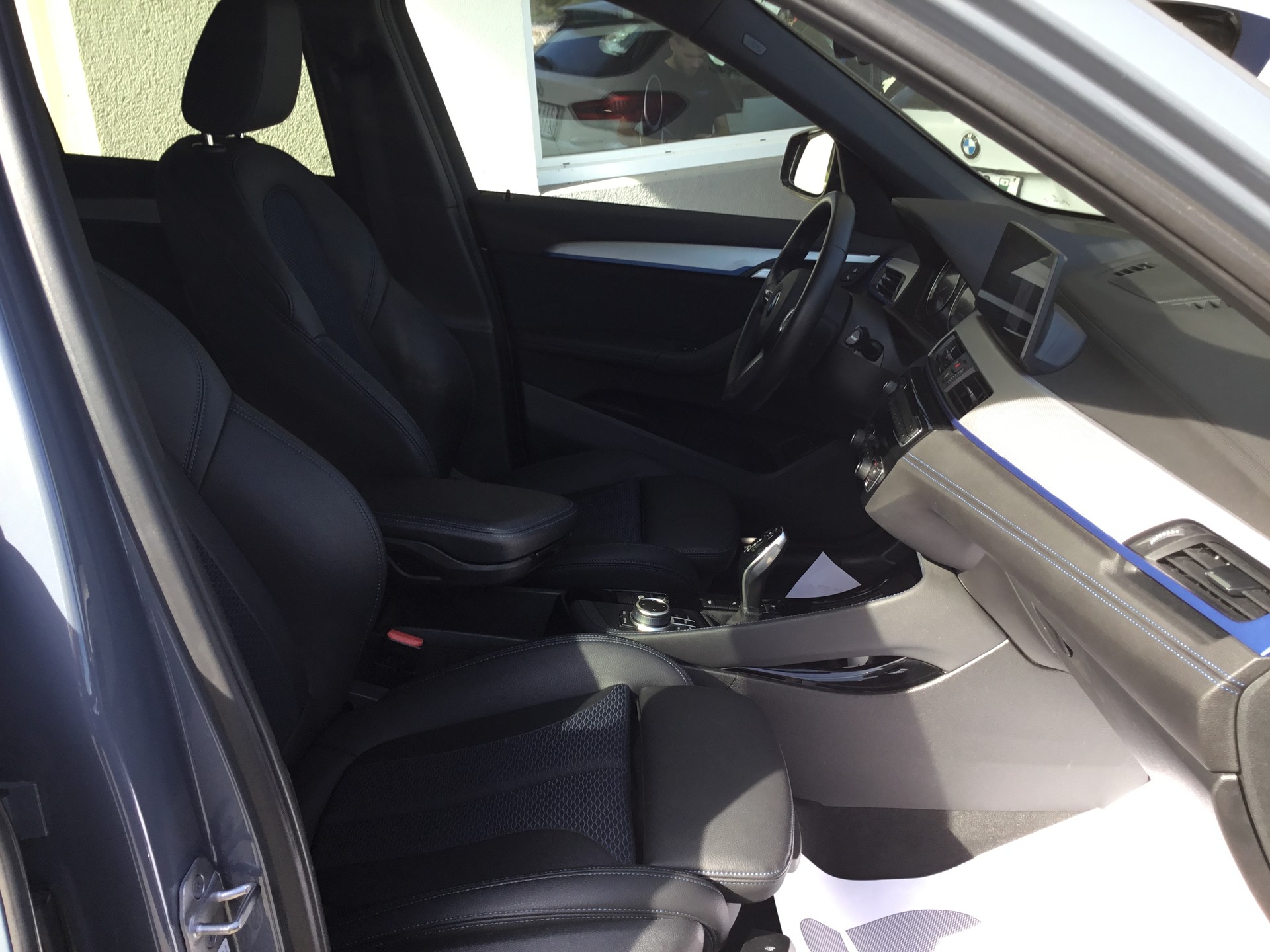 BMW X1 xDrive 20i M Sport Steptronic-image-12