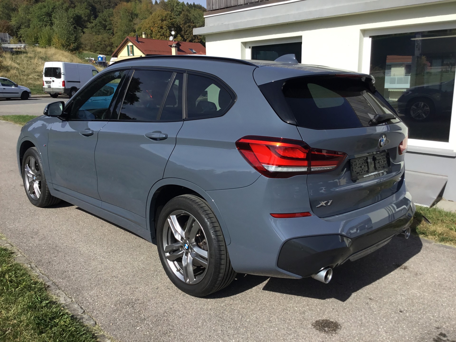 BMW X1 xDrive 20i M Sport Steptronic-image-5