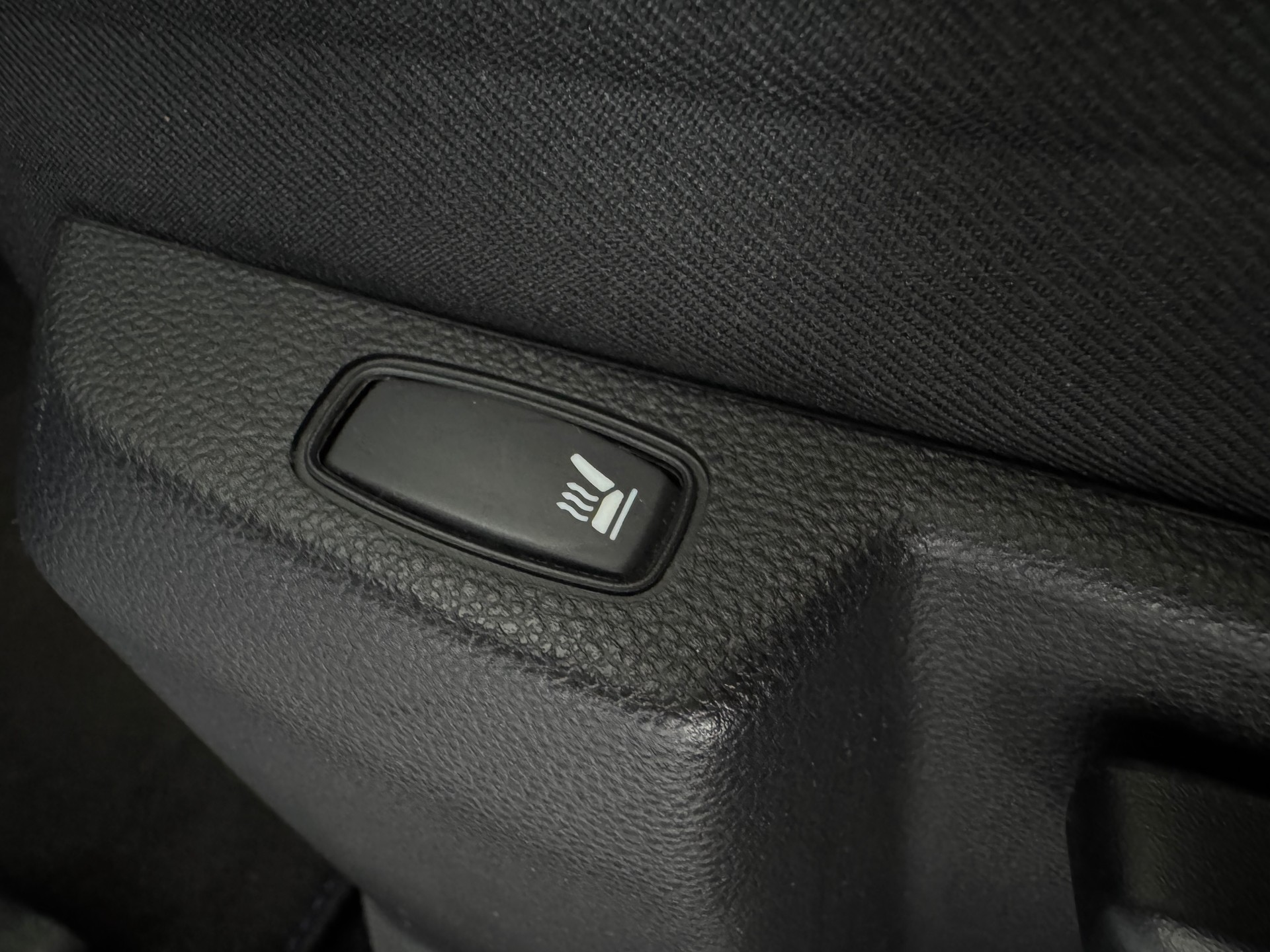DACIA Duster TCe 150 Celebration 4x4-image-14