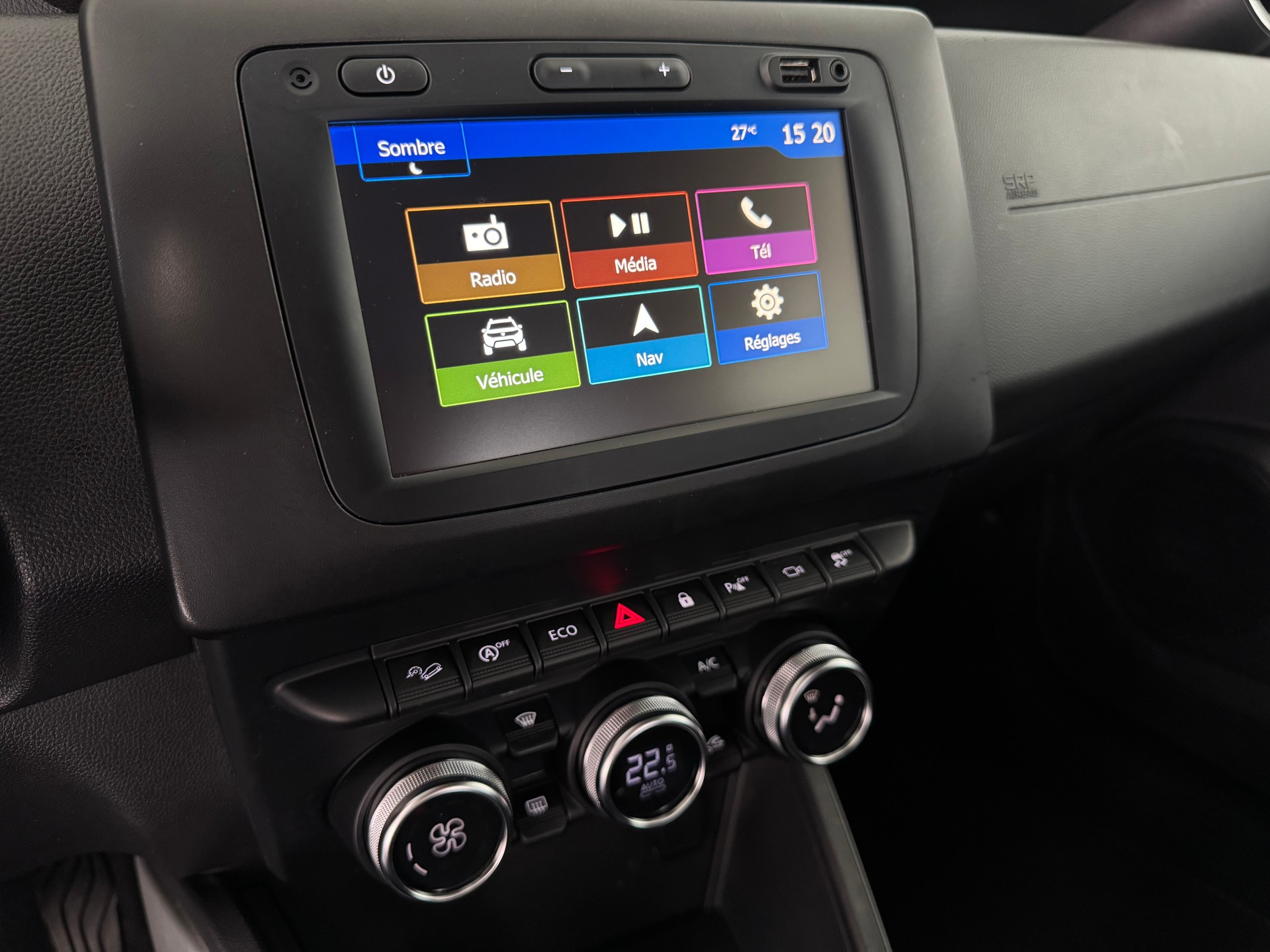 DACIA Duster TCe 150 Celebration 4x4-image-10