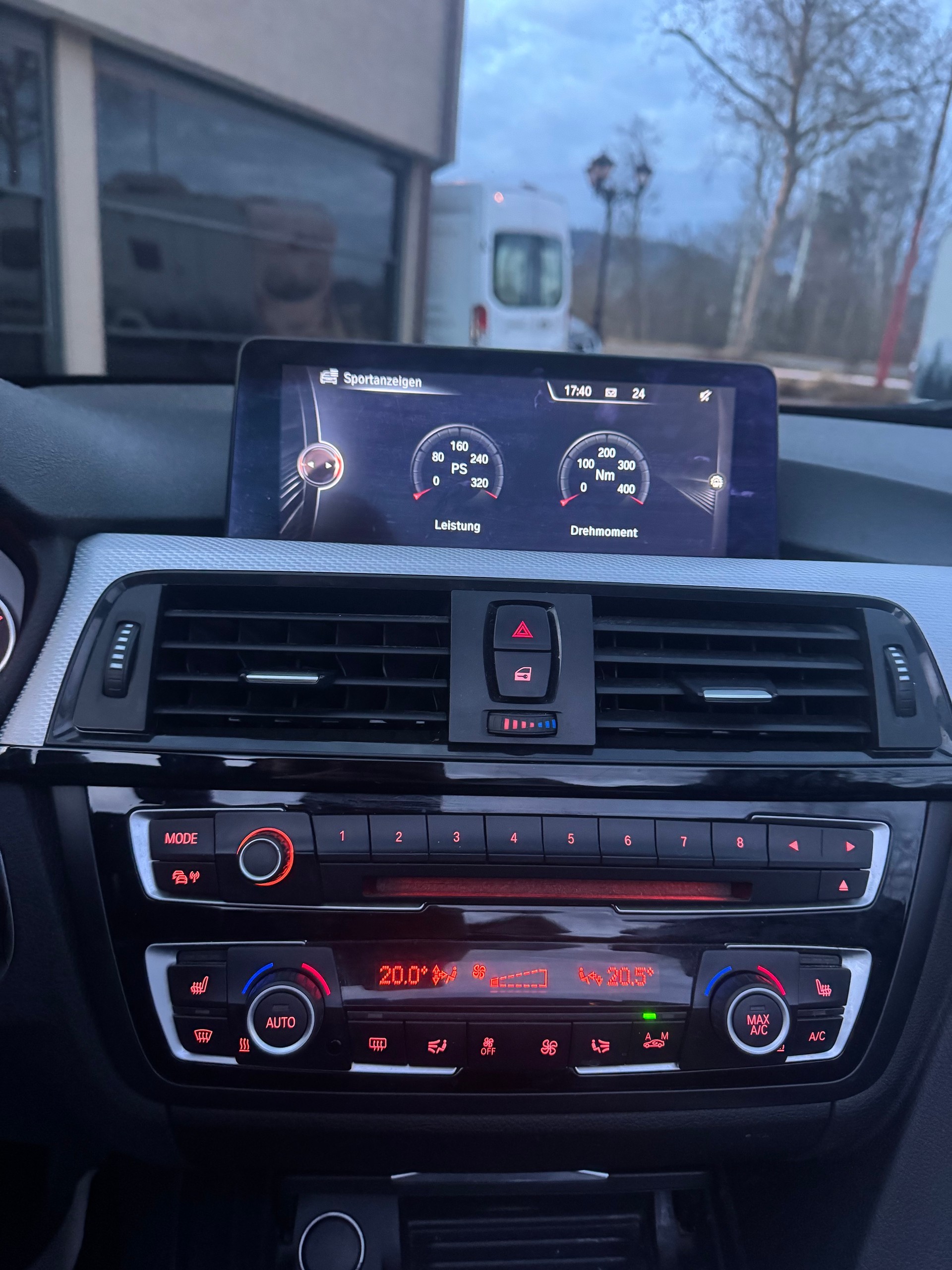 BMW 428i Cabriolet xDrive M-SPORT Steptronic-image-16