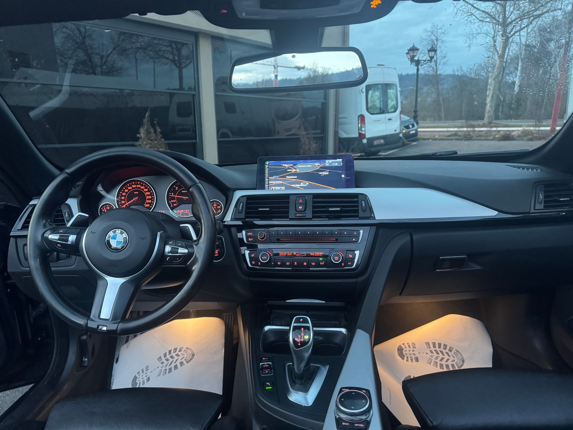 BMW 428i Cabriolet xDrive M-SPORT Steptronic-image-11