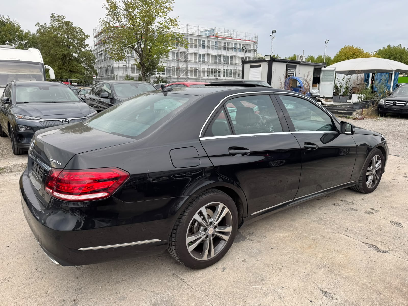 MERCEDES-BENZ E 200 Elégance 7G-Tronic-image-4
