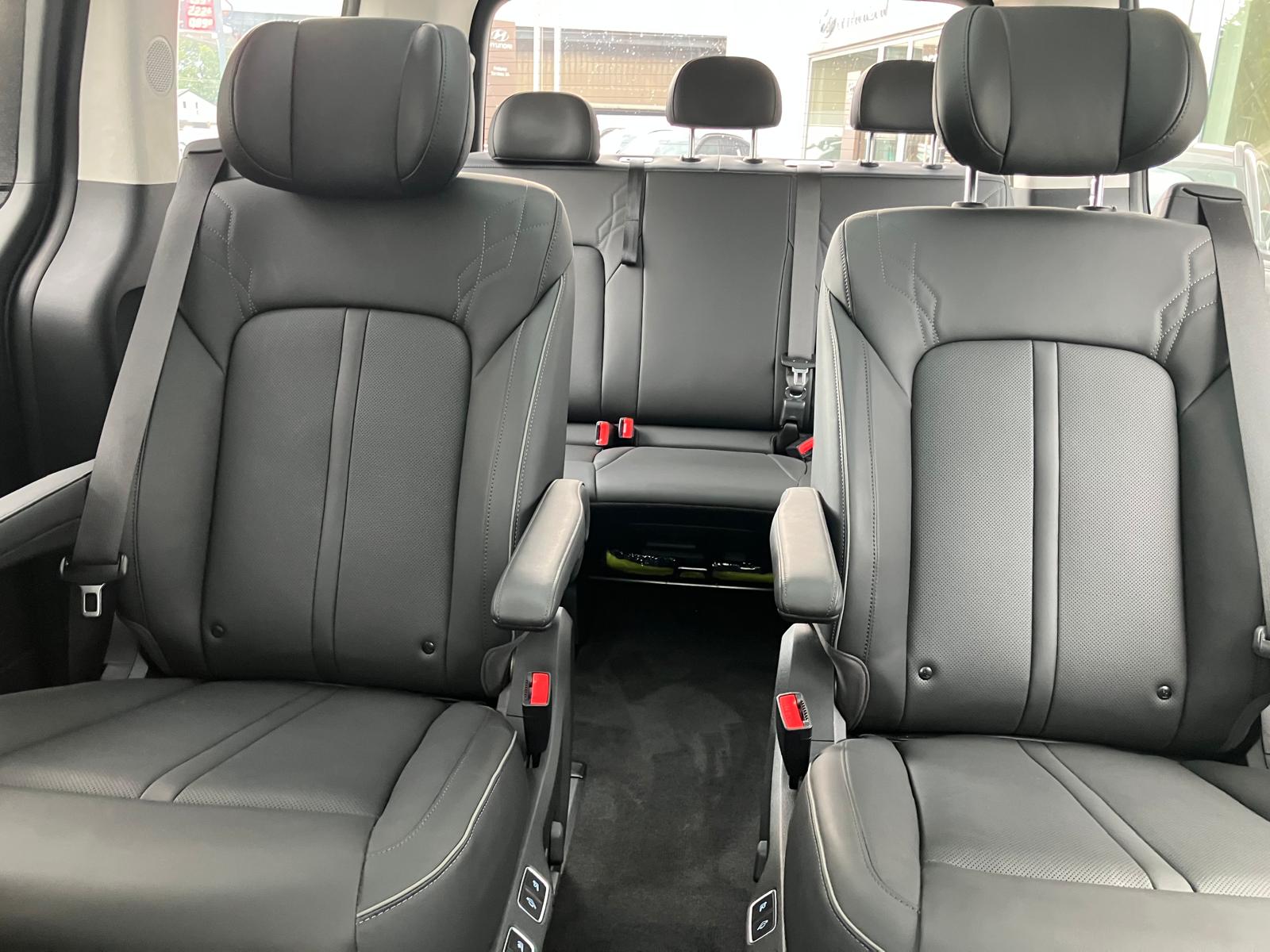 HYUNDAI Staria Premium 1.6 T-GDi HEV Vertex A-image-15