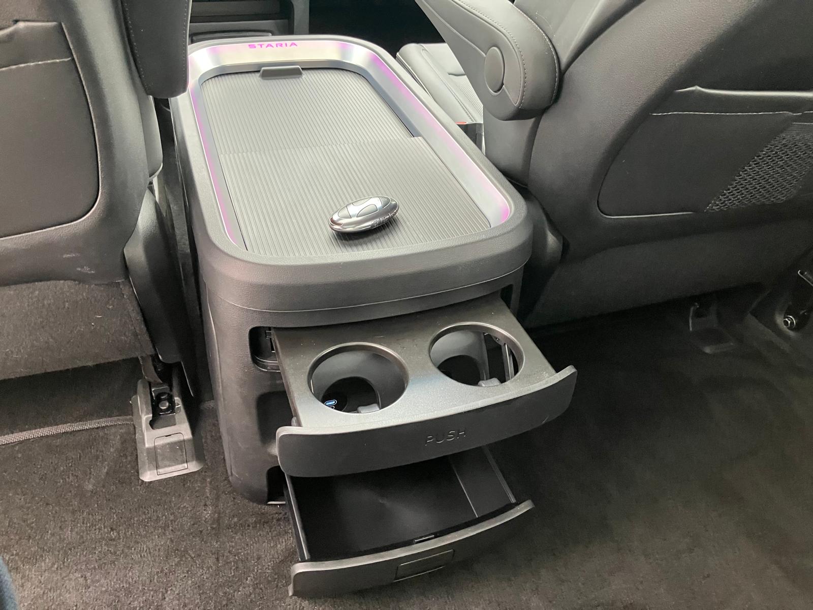 HYUNDAI Staria Premium 1.6 T-GDi HEV Vertex A-image-18