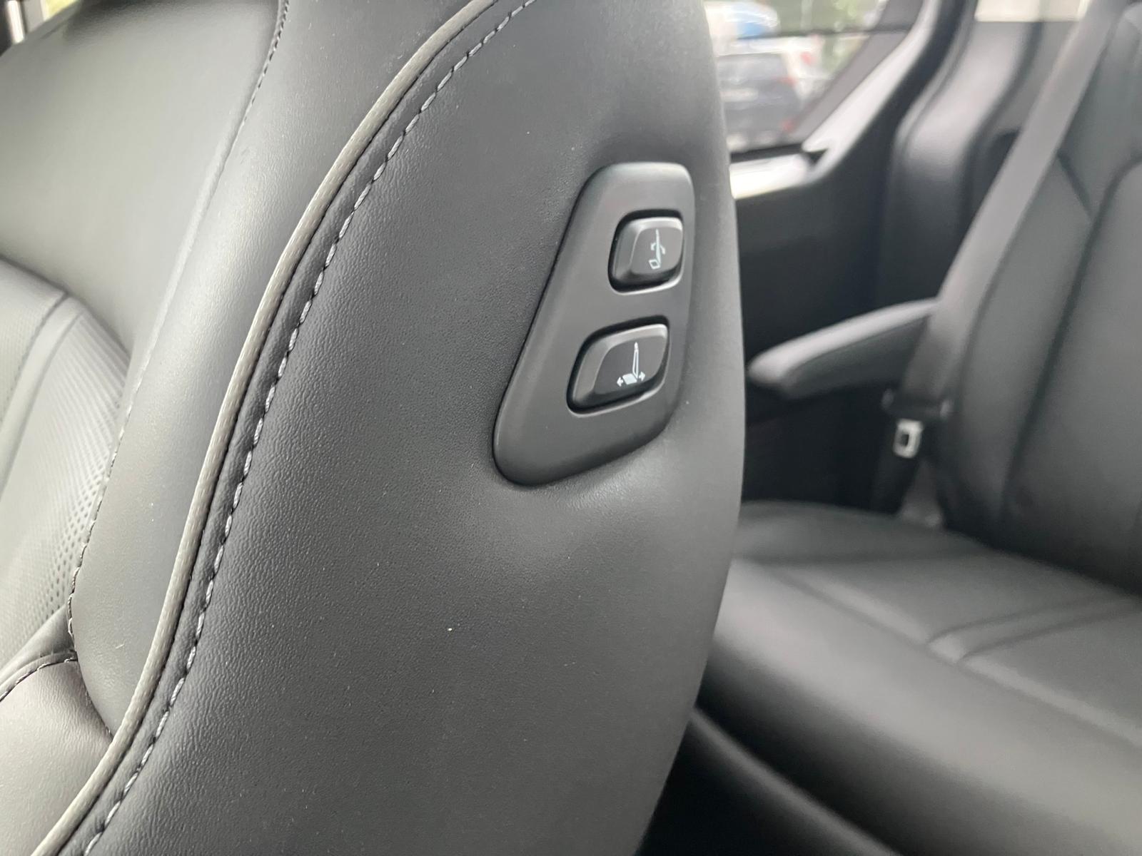HYUNDAI Staria Premium 1.6 T-GDi HEV Vertex A-image-14