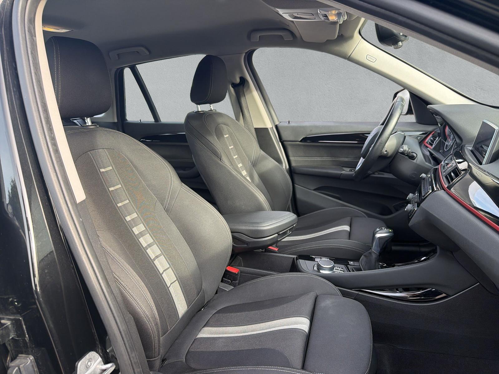 BMW X1 18d Sport Line xDrive F48 (CH) AHK-image-12