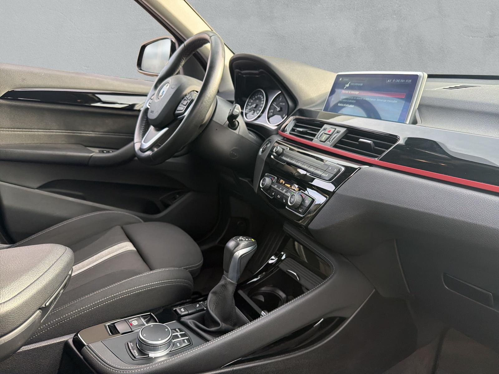 BMW X1 18d Sport Line xDrive F48 (CH) AHK-image-13