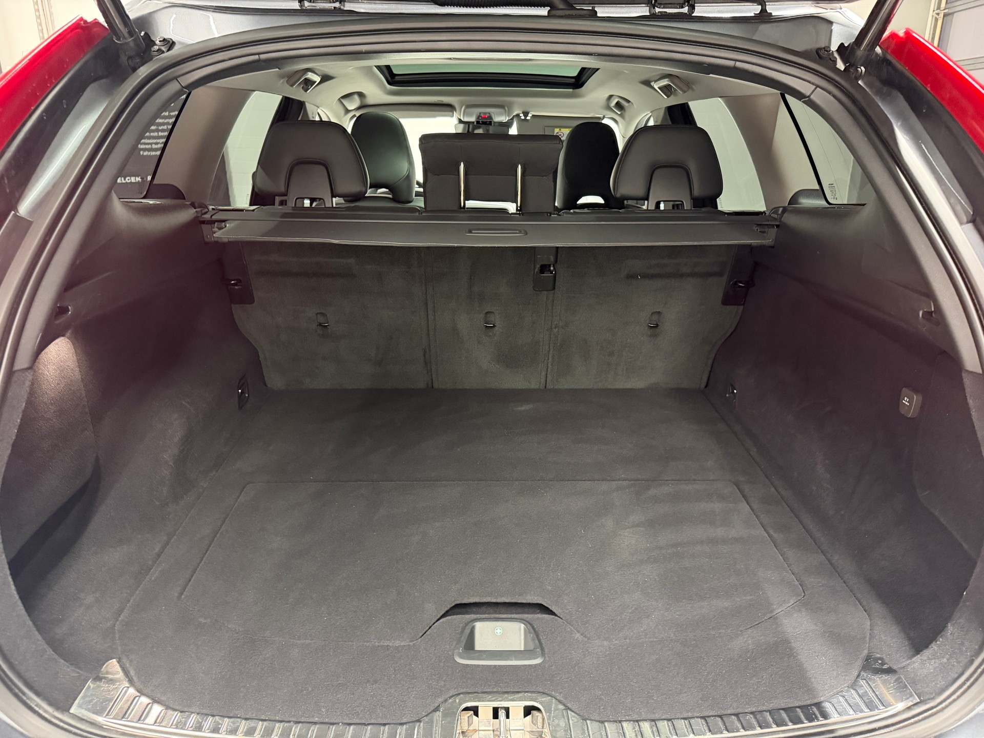 VOLVO XC60 2.4 D5 Summum AWD S/S *CH-Auto*Gratis Service*Garantie*Lückenlose Servicehistorie*-image-23