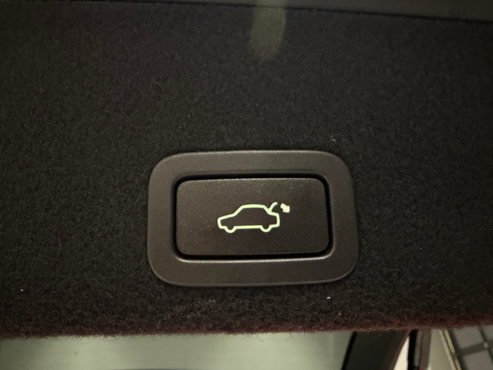 VOLVO XC60 2.4 D5 Summum AWD S/S *CH-Auto*Gratis Service*Garantie*Lückenlose Servicehistorie*-image-22