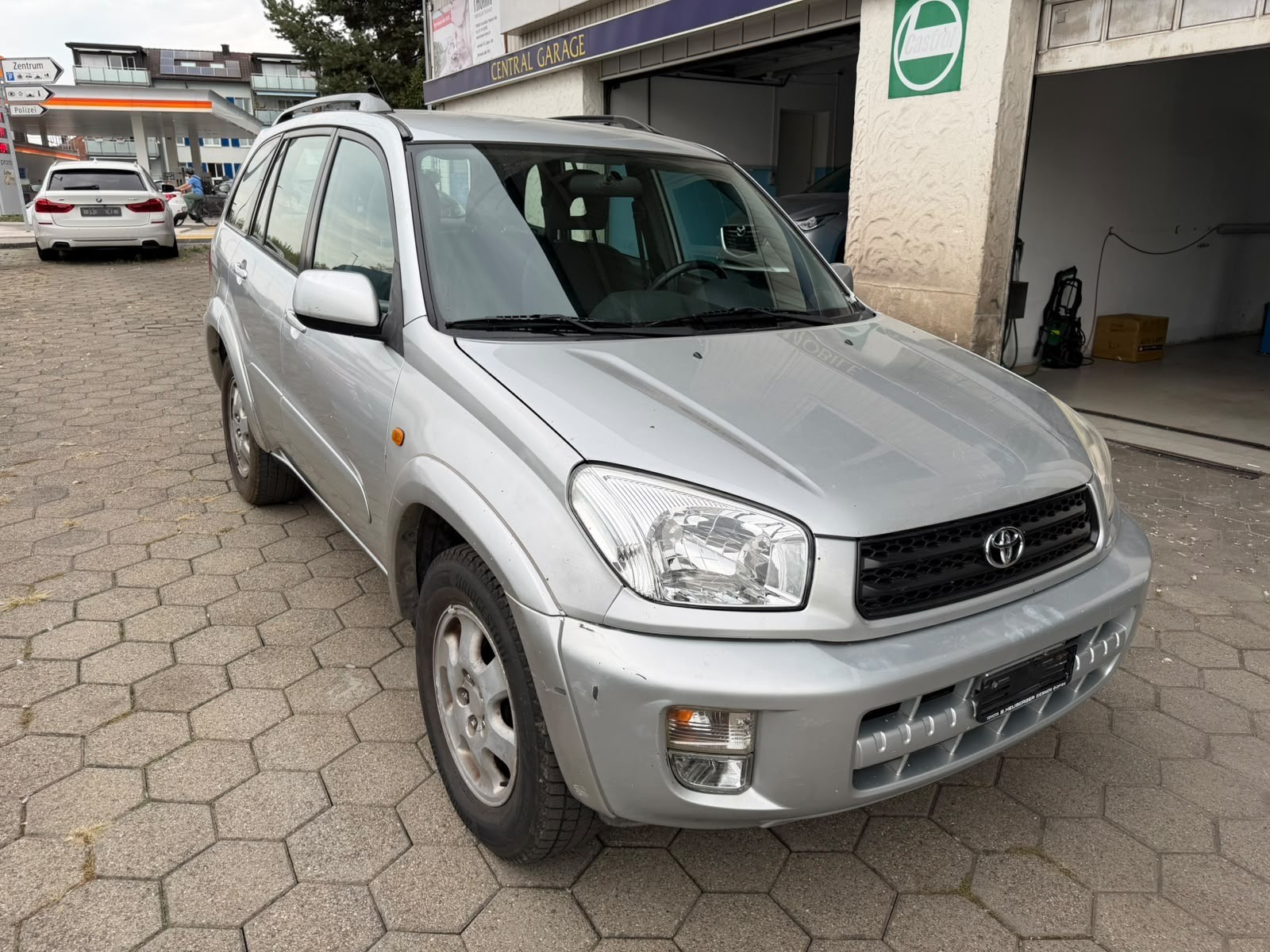 TOYOTA RAV-4 2.0 16V Linea Sol-image-0
