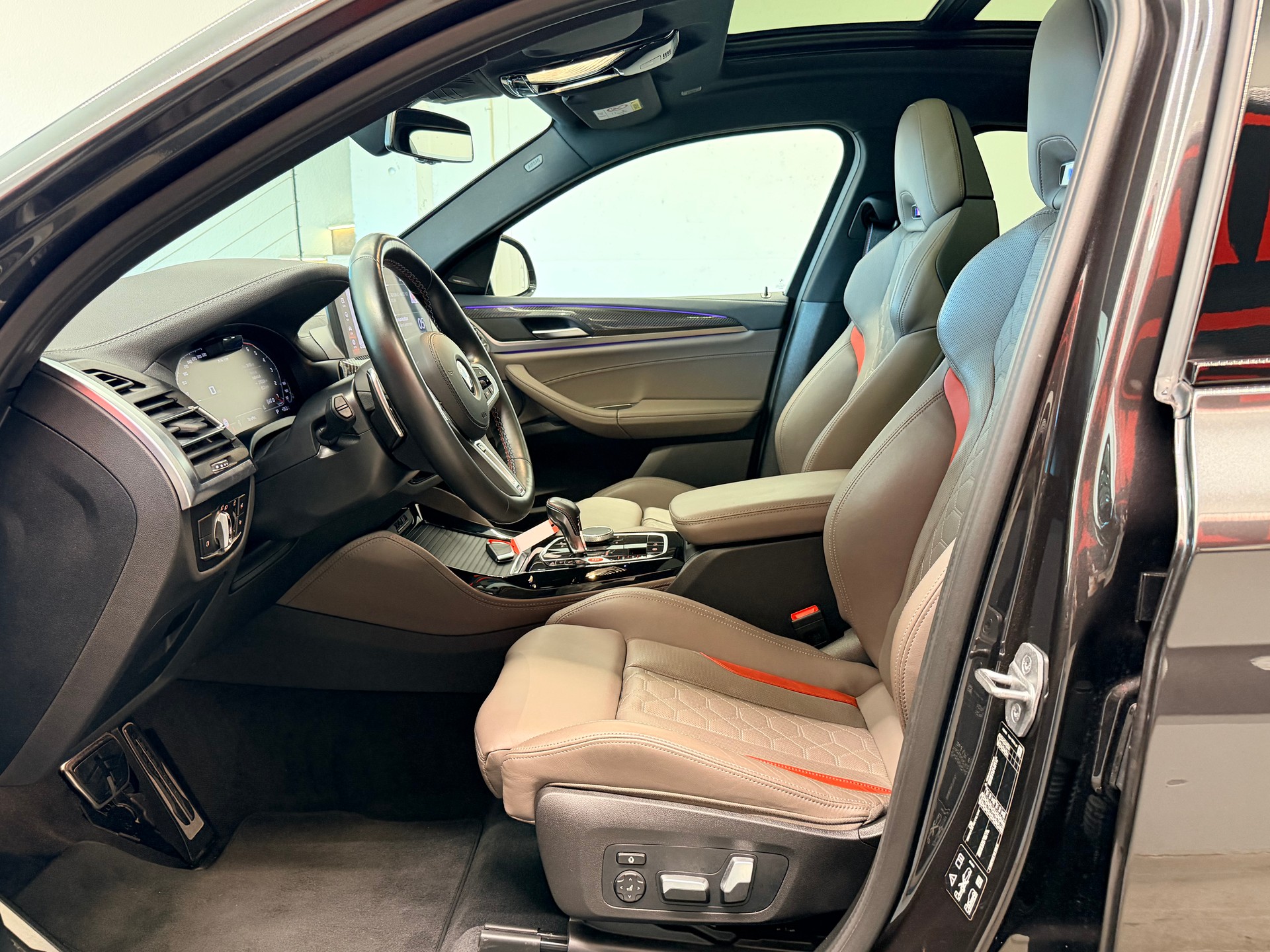BMW X4M xDrive M Competition Steptronic-image-15