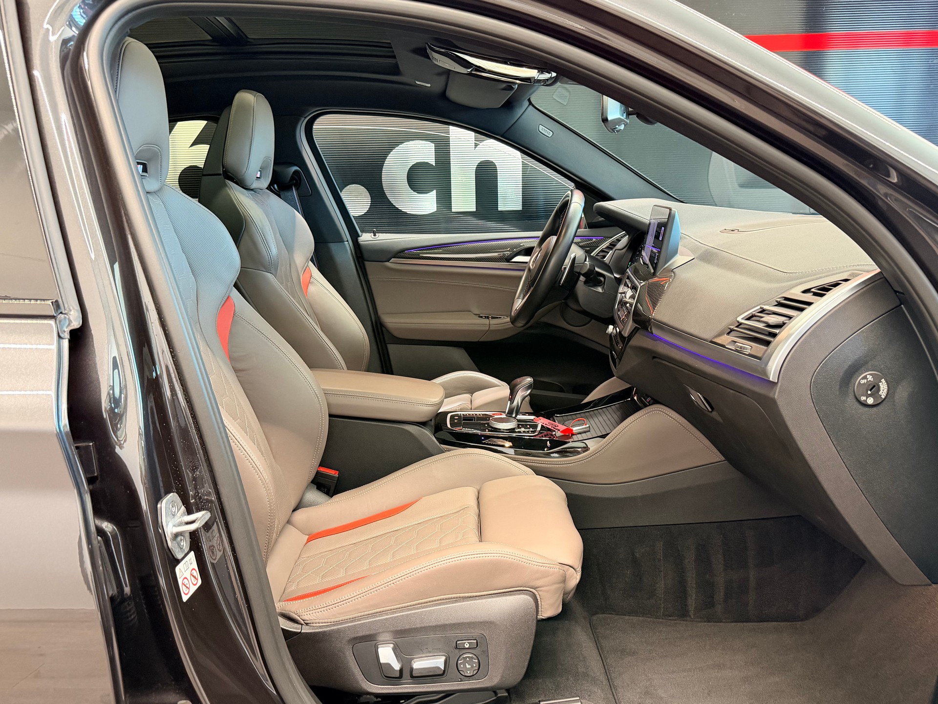 BMW X4M xDrive M Competition Steptronic-image-23