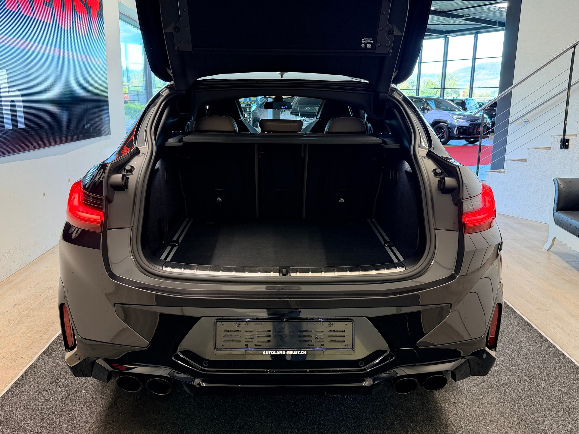 BMW X4M xDrive M Competition Steptronic-image-9