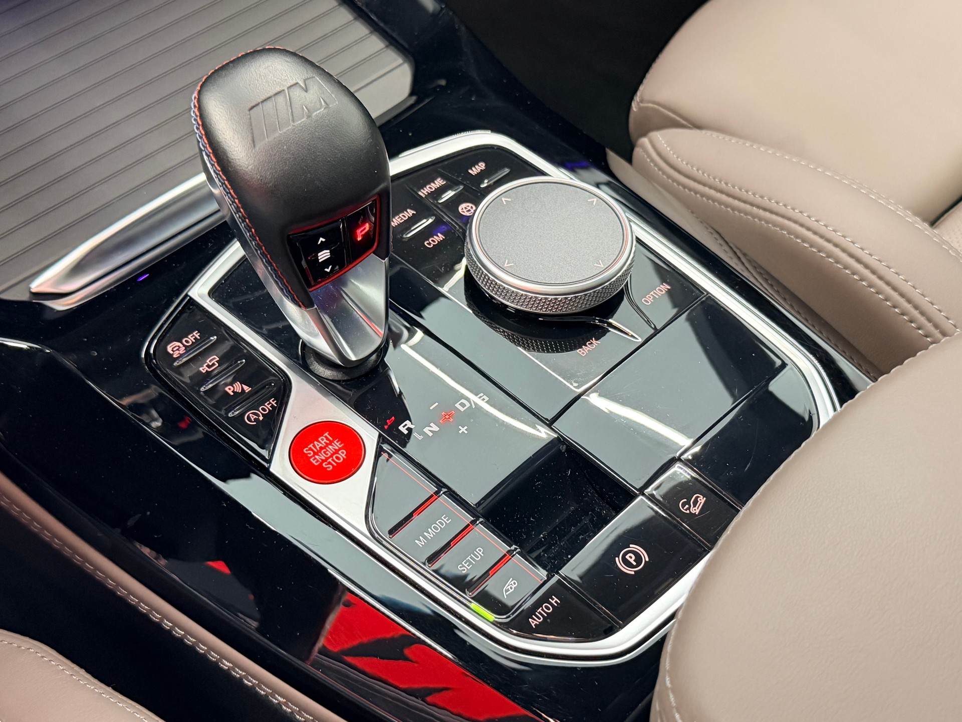 BMW X4M xDrive M Competition Steptronic-image-25
