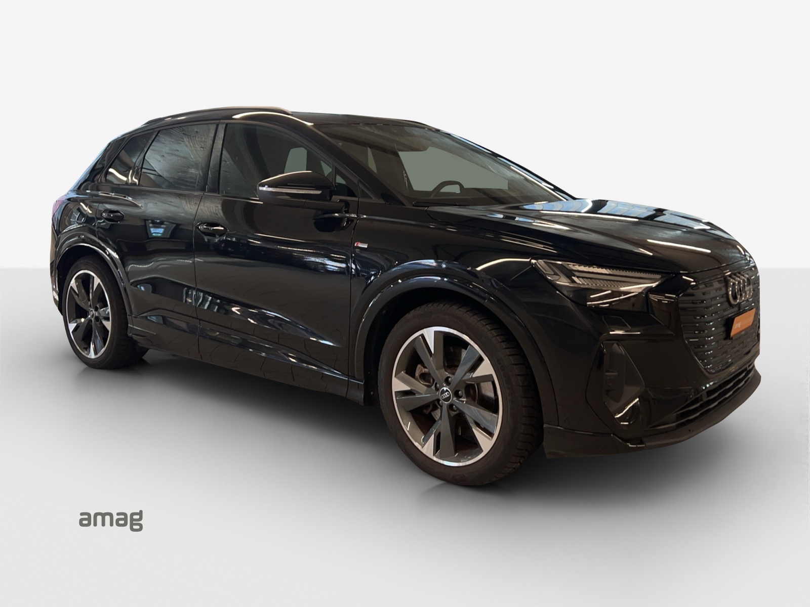AUDI Q4 e-tron 50 quattro-image-6