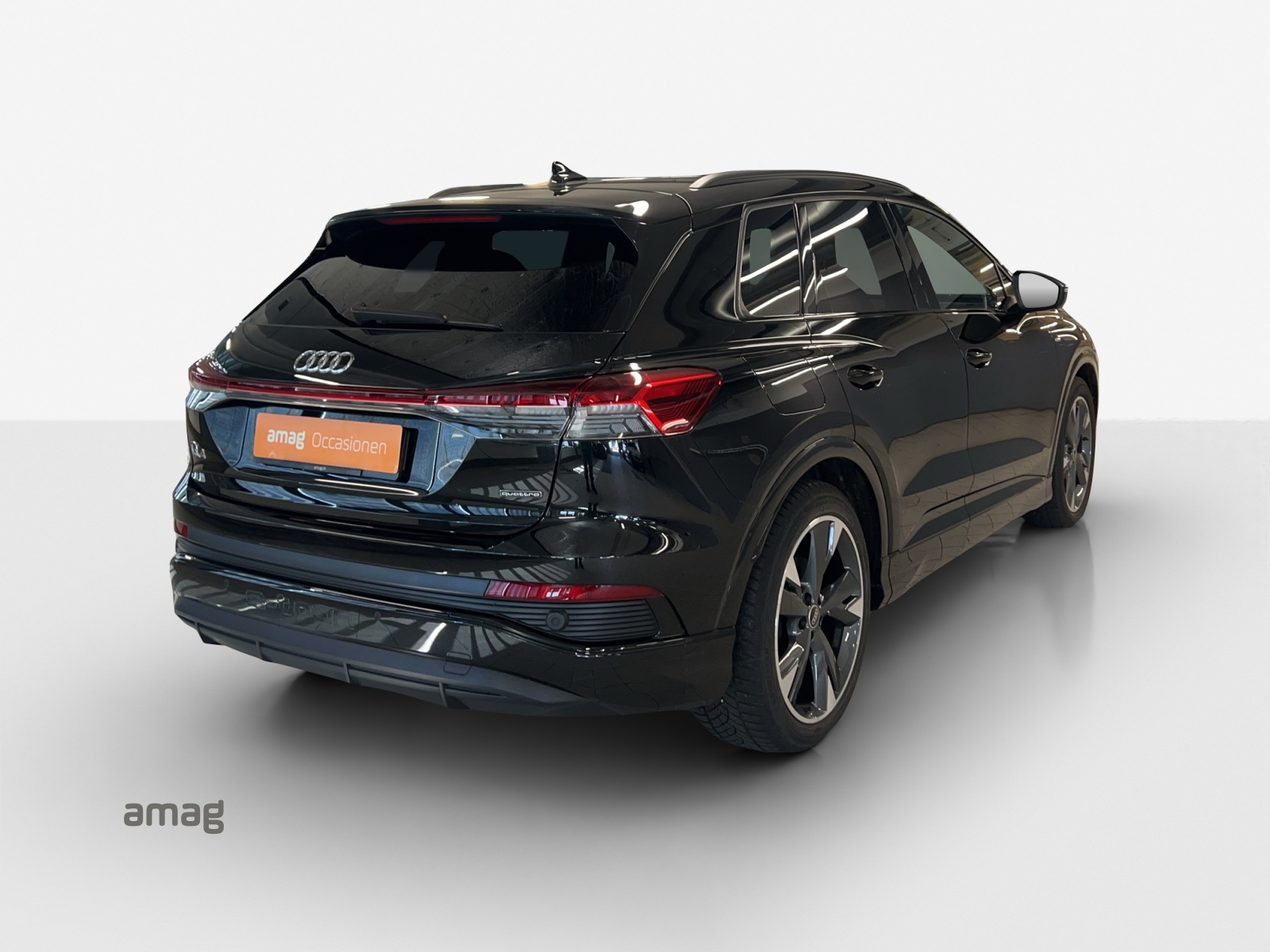 AUDI Q4 e-tron 50 quattro-image-5