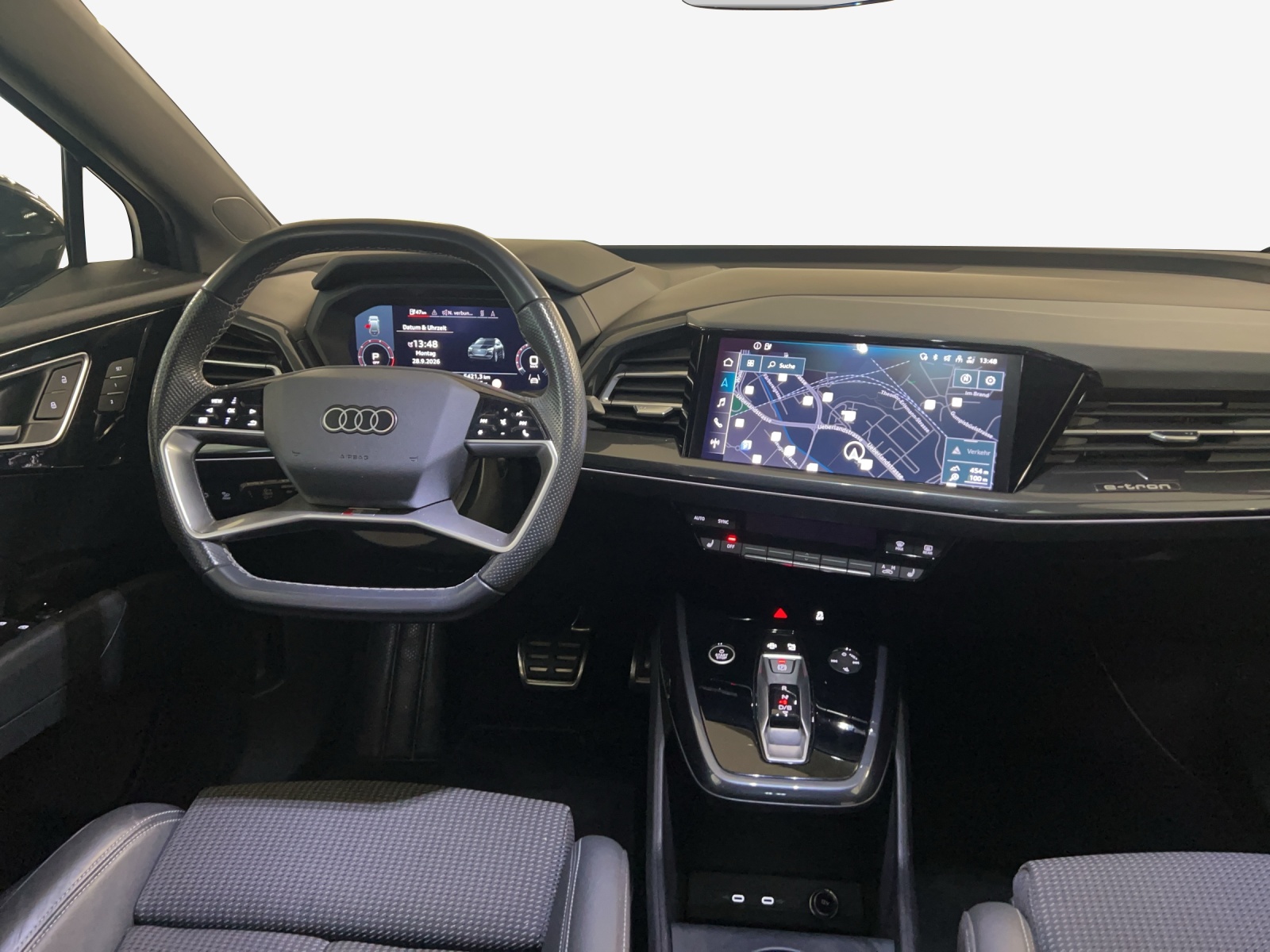 AUDI Q4 e-tron 50 quattro-image-9