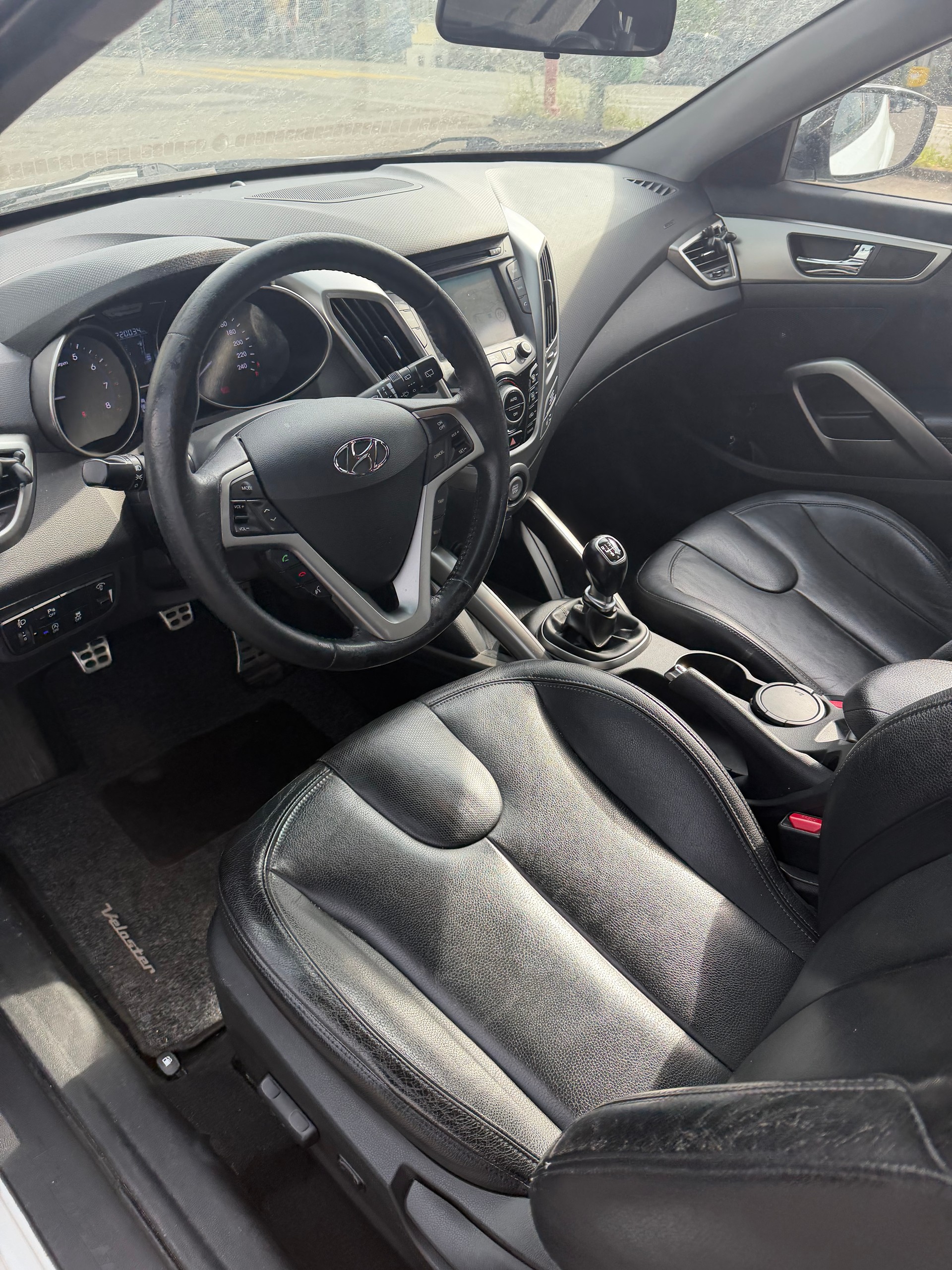 HYUNDAI Veloster 1.6 GDI-image-5