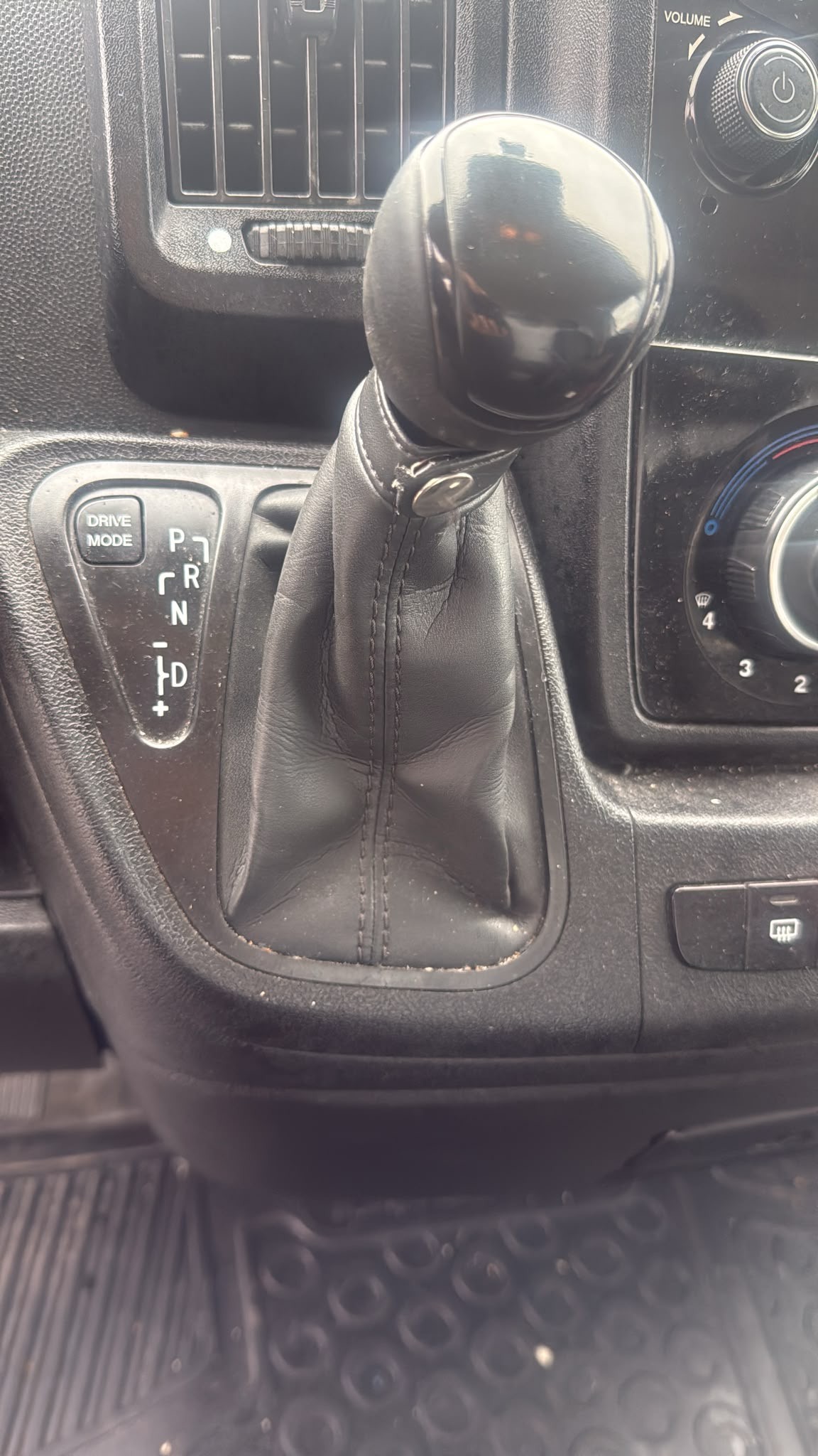 FIAT Ducato 35 2.3 MJ A-image-4