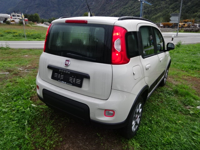 FIAT Panda 0.9 Twinair Turbo Climbing 4x4-image-3