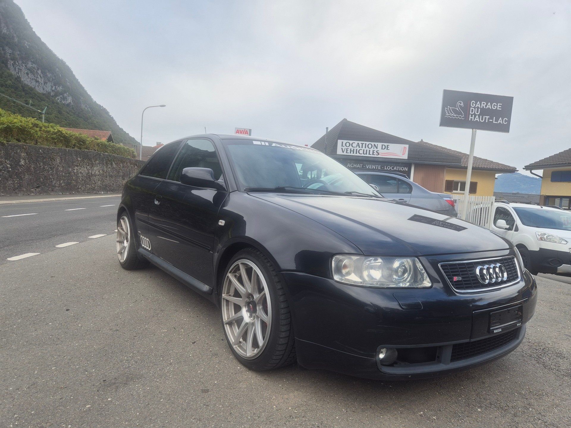 AUDI S3 quattro-image-2