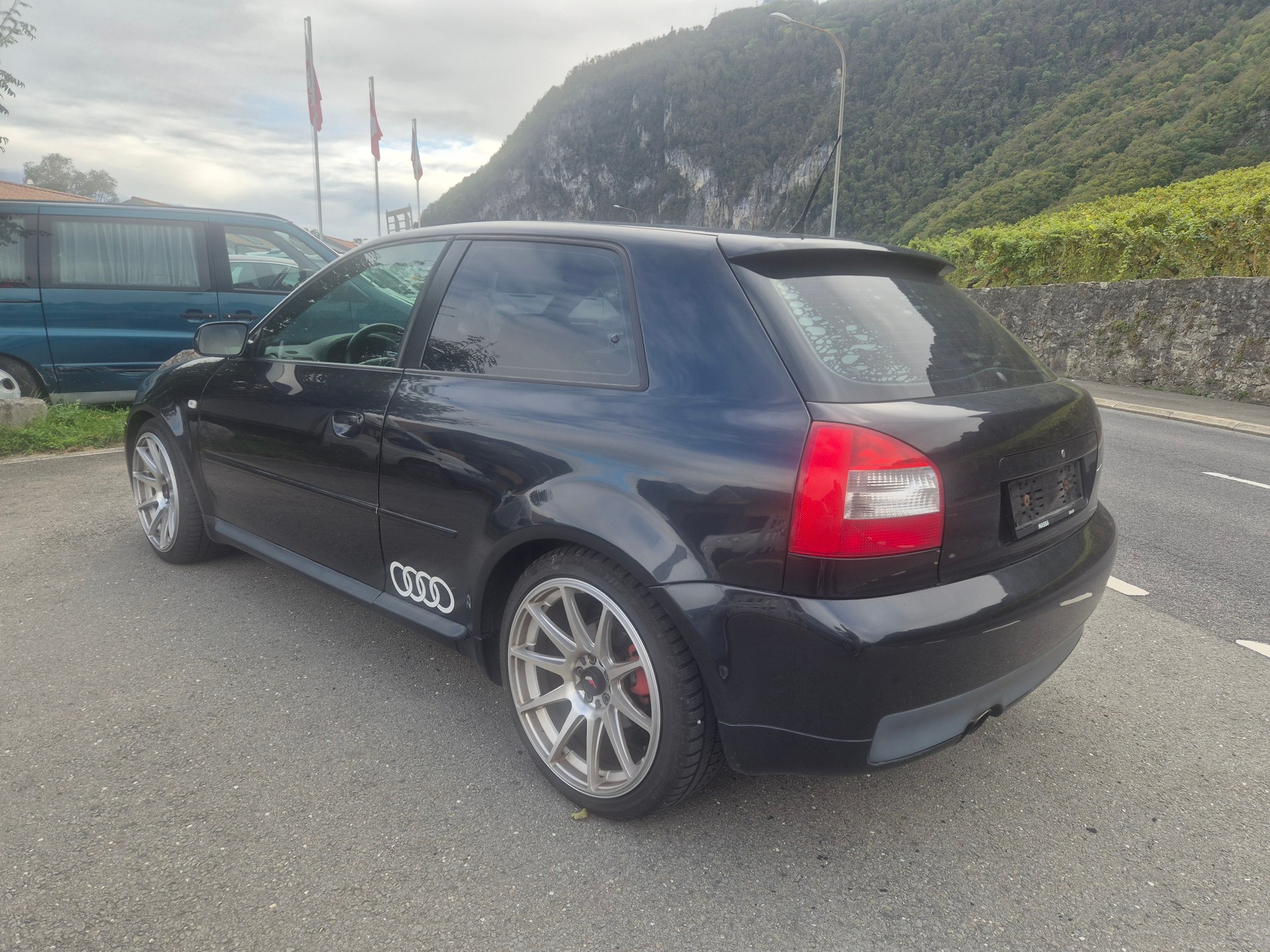 AUDI S3 quattro-image-3
