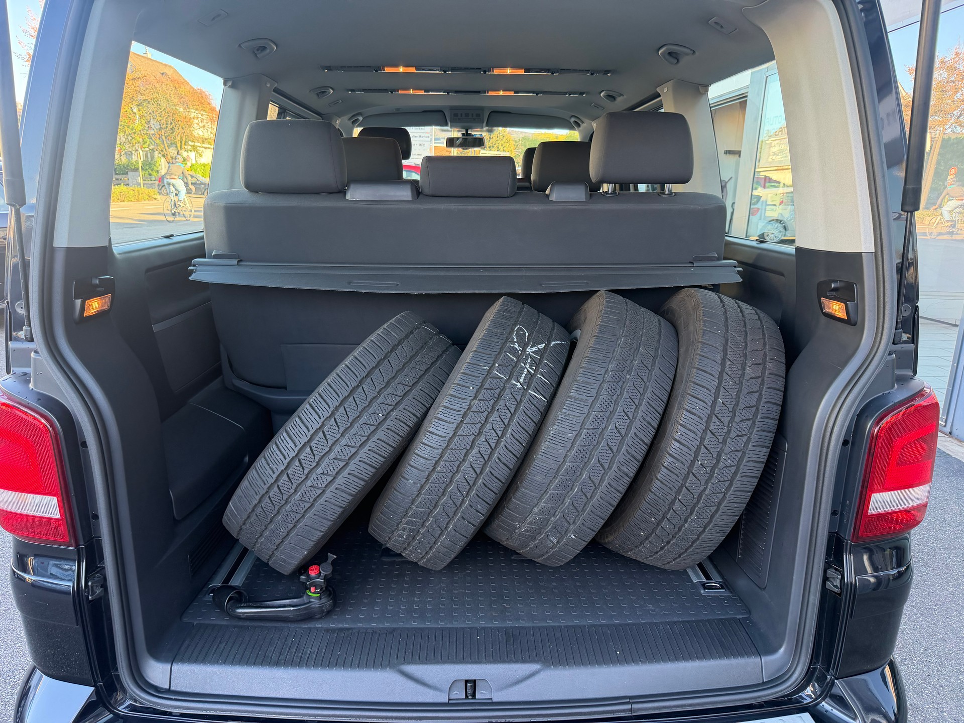 VW T5 Multivan 2.0 TDI CR Comfortline-image-10
