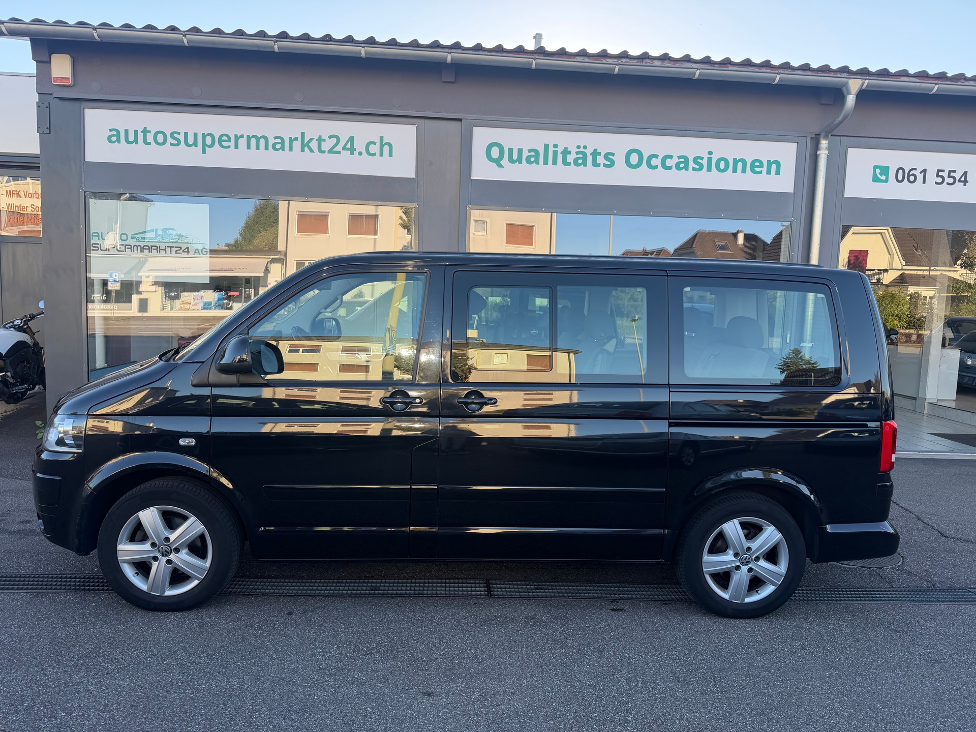 VW T5 Multivan 2.0 TDI CR Comfortline-showroom-element-1
