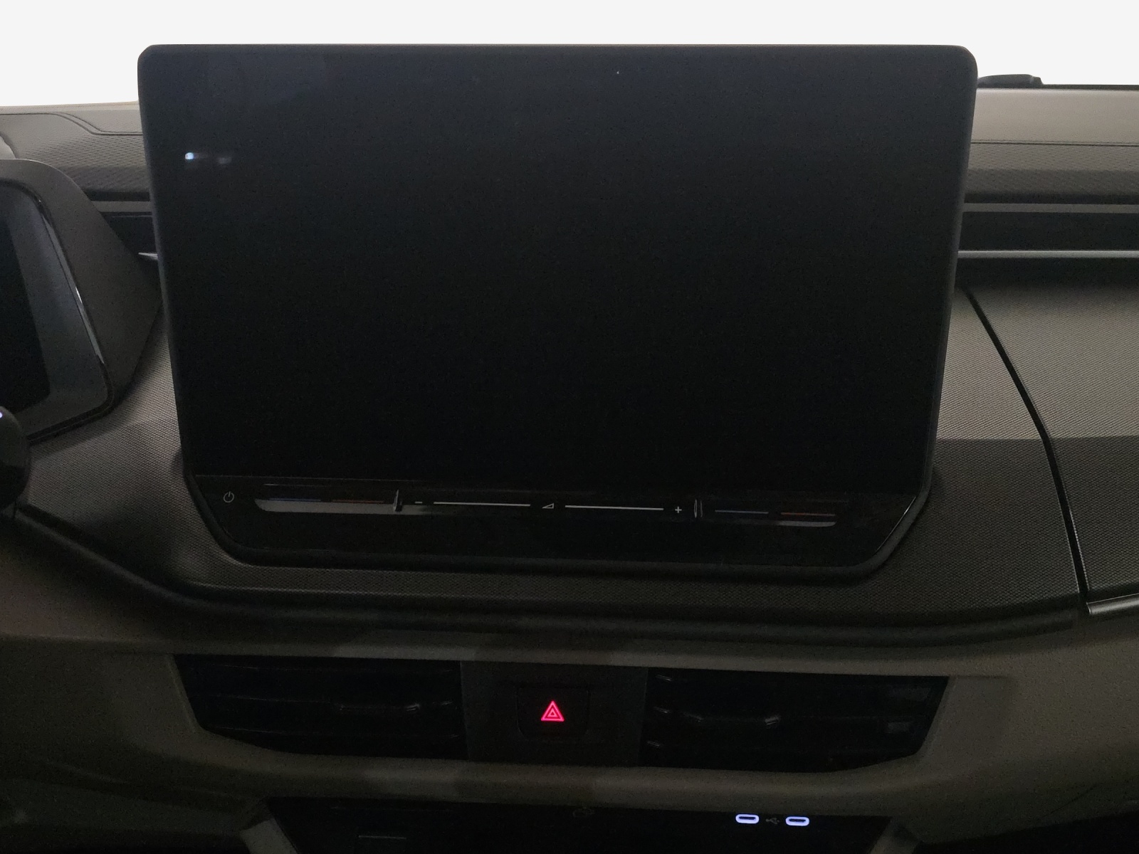 VW California eHybrid Beach Tour Liberty 4Motion-image-10