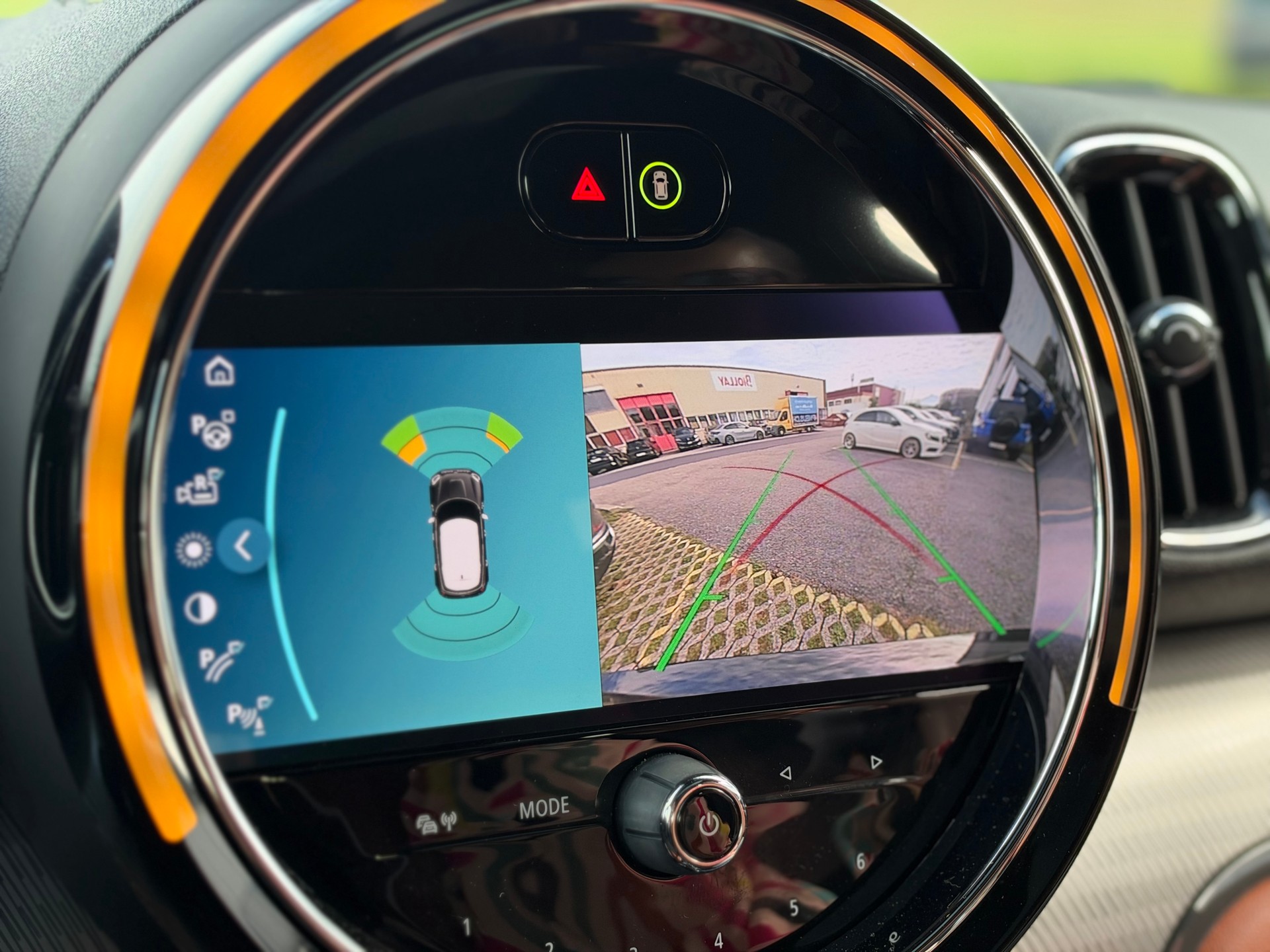 MINI Countryman Cooper SE Nortwood ALL4 PHEV Steptronic-image-12