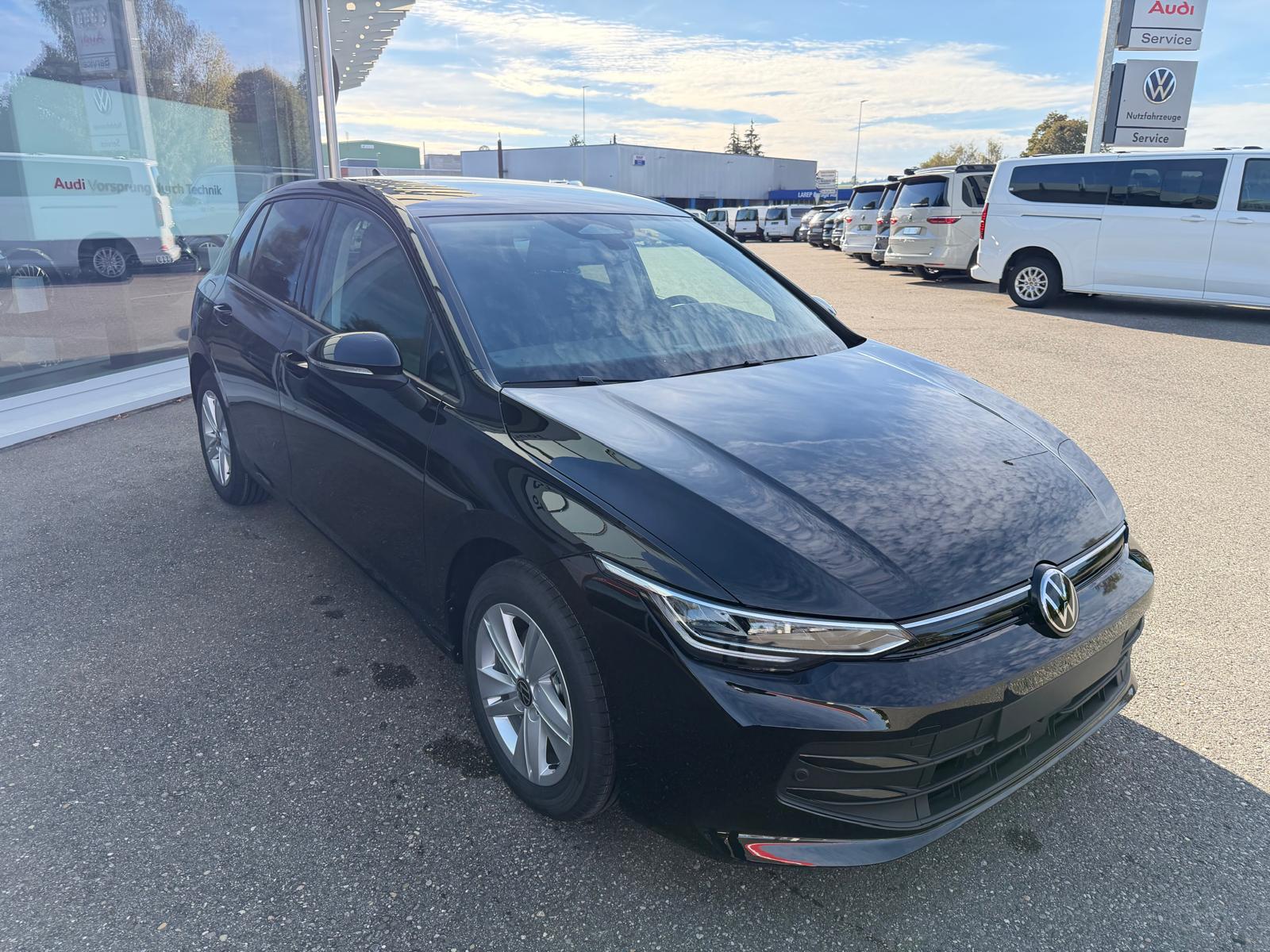VW Golf 1.5 e TSI mHEV Value DSG-image-6