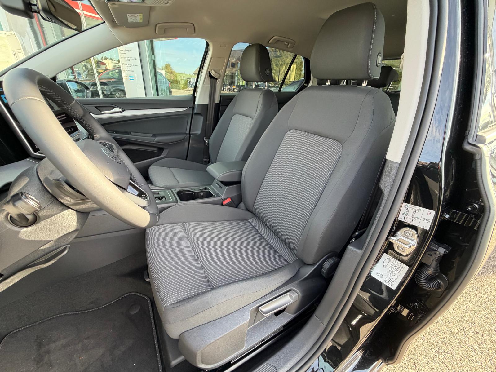 VW Golf 1.5 e TSI mHEV Value DSG-image-20