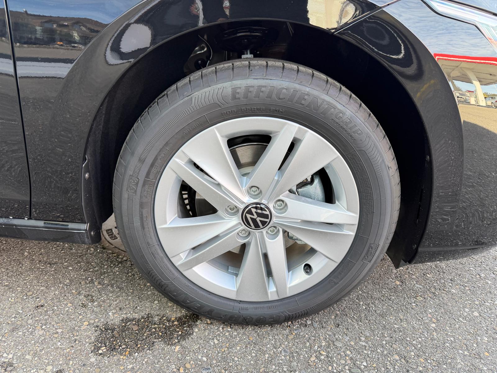VW Golf 1.5 e TSI mHEV Value DSG-image-9